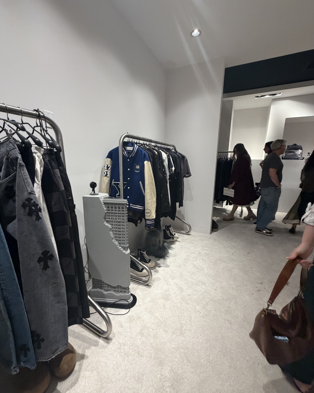 better shot of middle room clothing.png