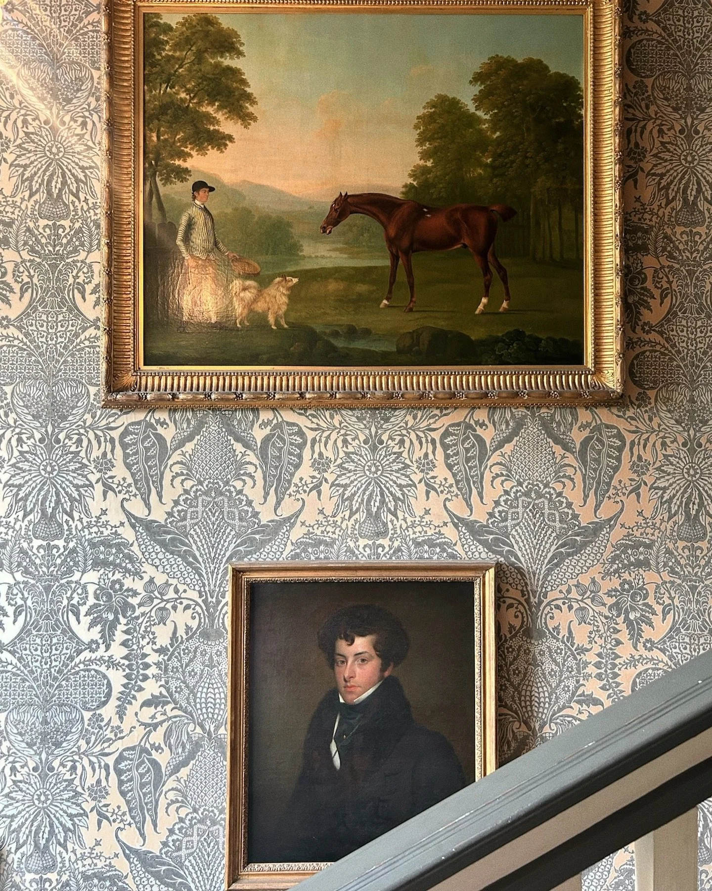 This time last week&hellip; pulling inspiration from the details tucked around every corner of @fentonhousent ✨

A 17th Century Georgian house with so much personality&mdash;here for all of the frills &amp; trimmings &amp; collections on display!!