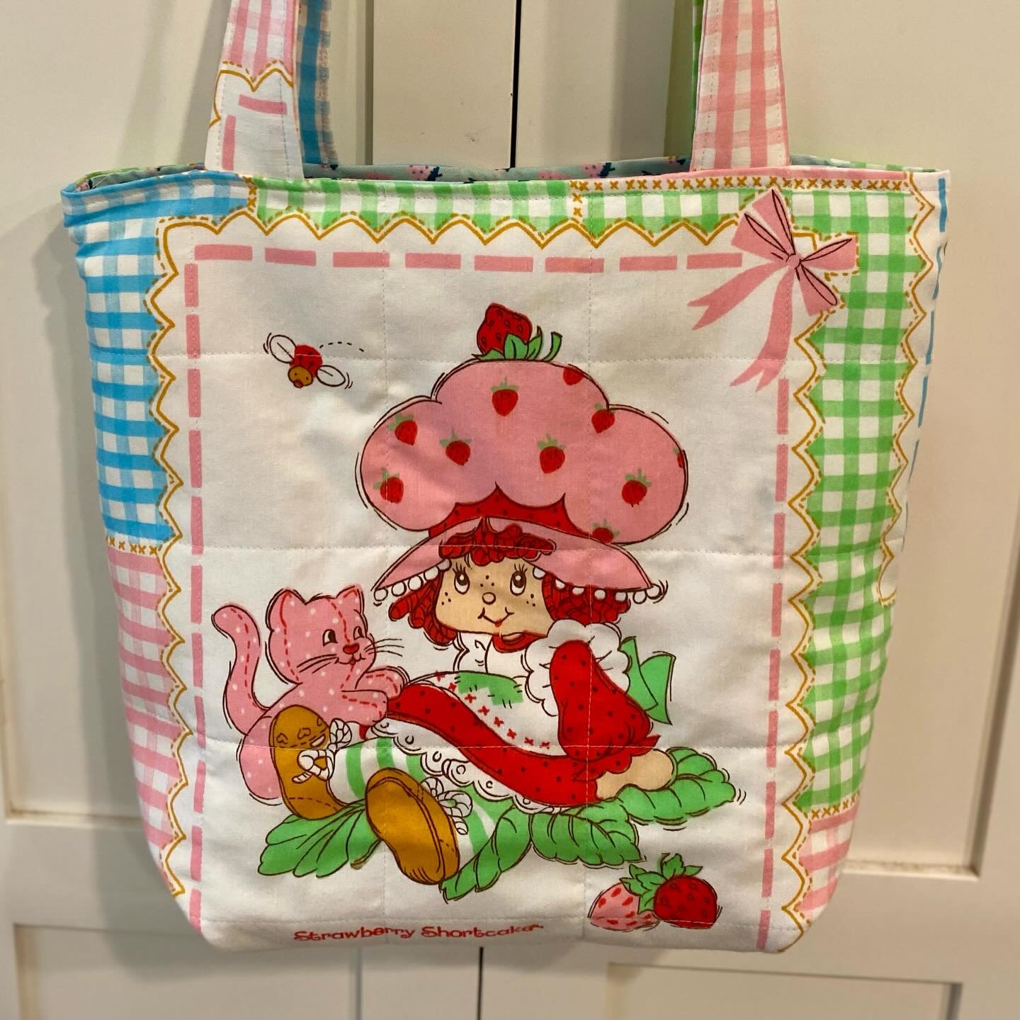 3 New Upcycled Zippered Tote Bags available now in my shop

#strawberryshortcake🍓🍰 
#beautyandthebeast 
#upcycledtote 
#upcycledquiltedbag