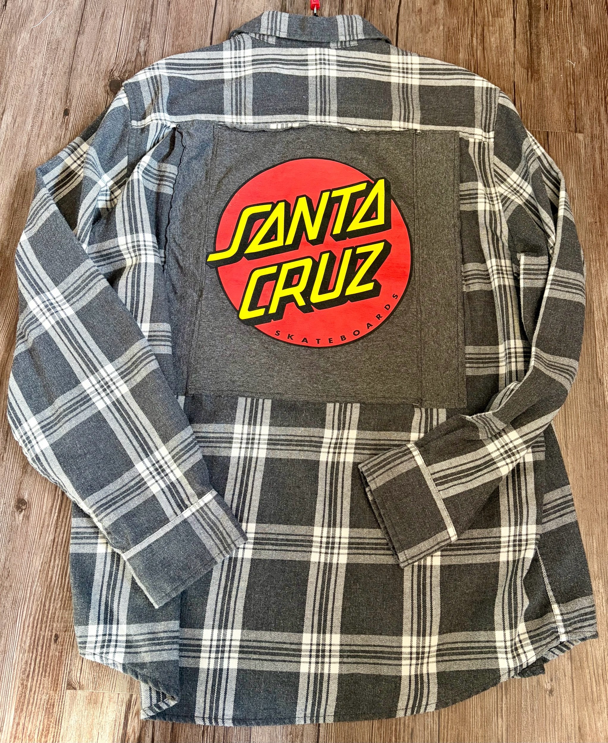 Upcycled Santa Cruz Large Flannel