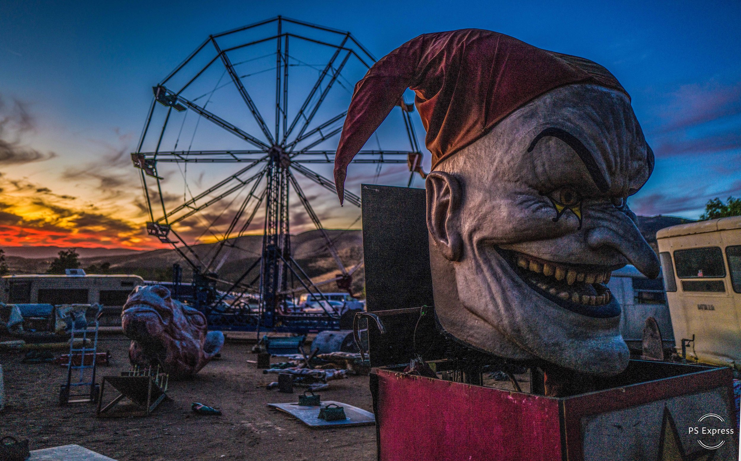 12_CLOWN 2A.jpg