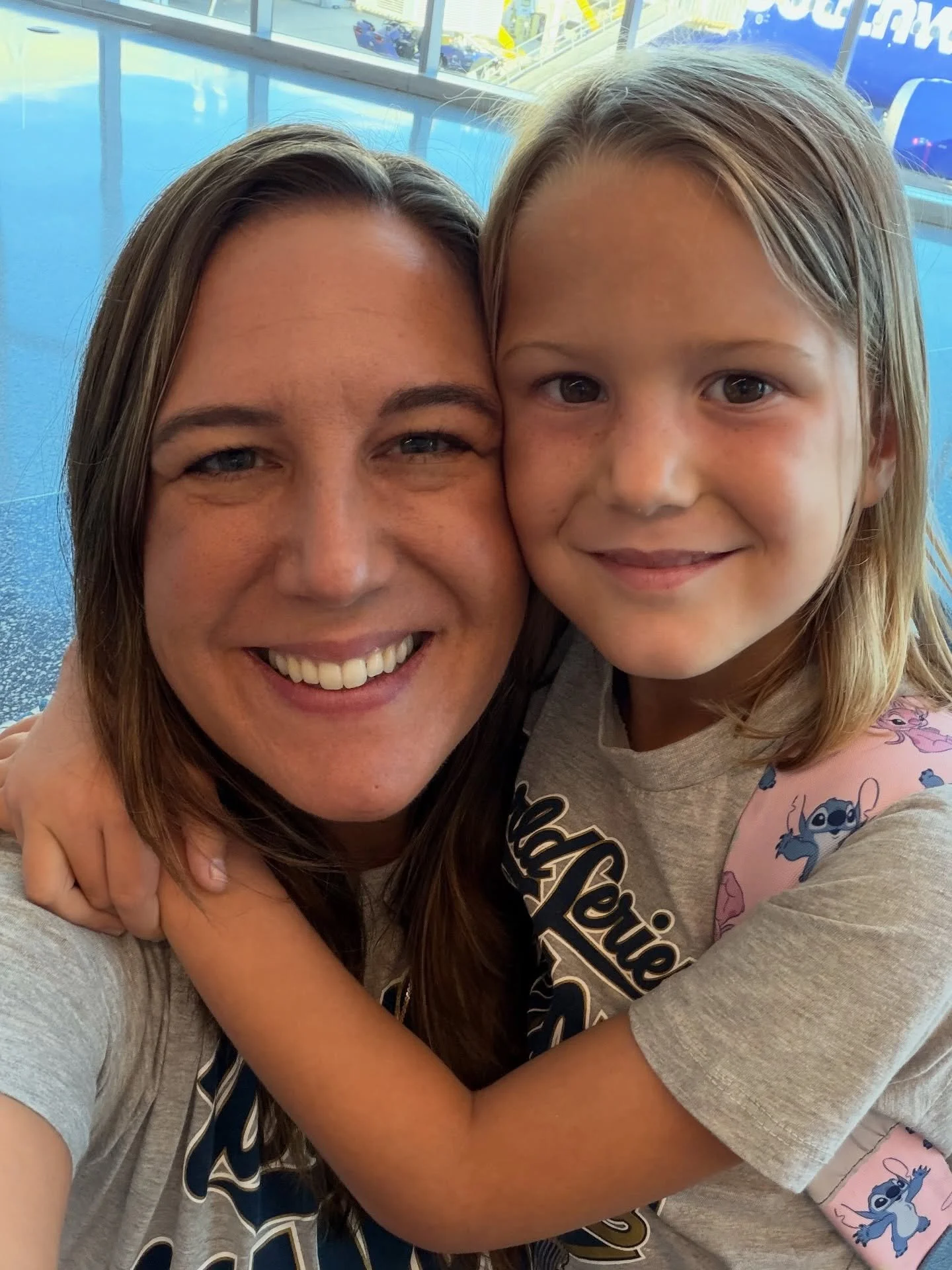 OOO 🛫 A mini fall trip for my twinnie and me! 🍂 I meant to post this on Thursday morning but we&rsquo;ve been having the most fun and still have a few days left! Thanks for your patience in my responses / posts. Quaility time with my girlie and old