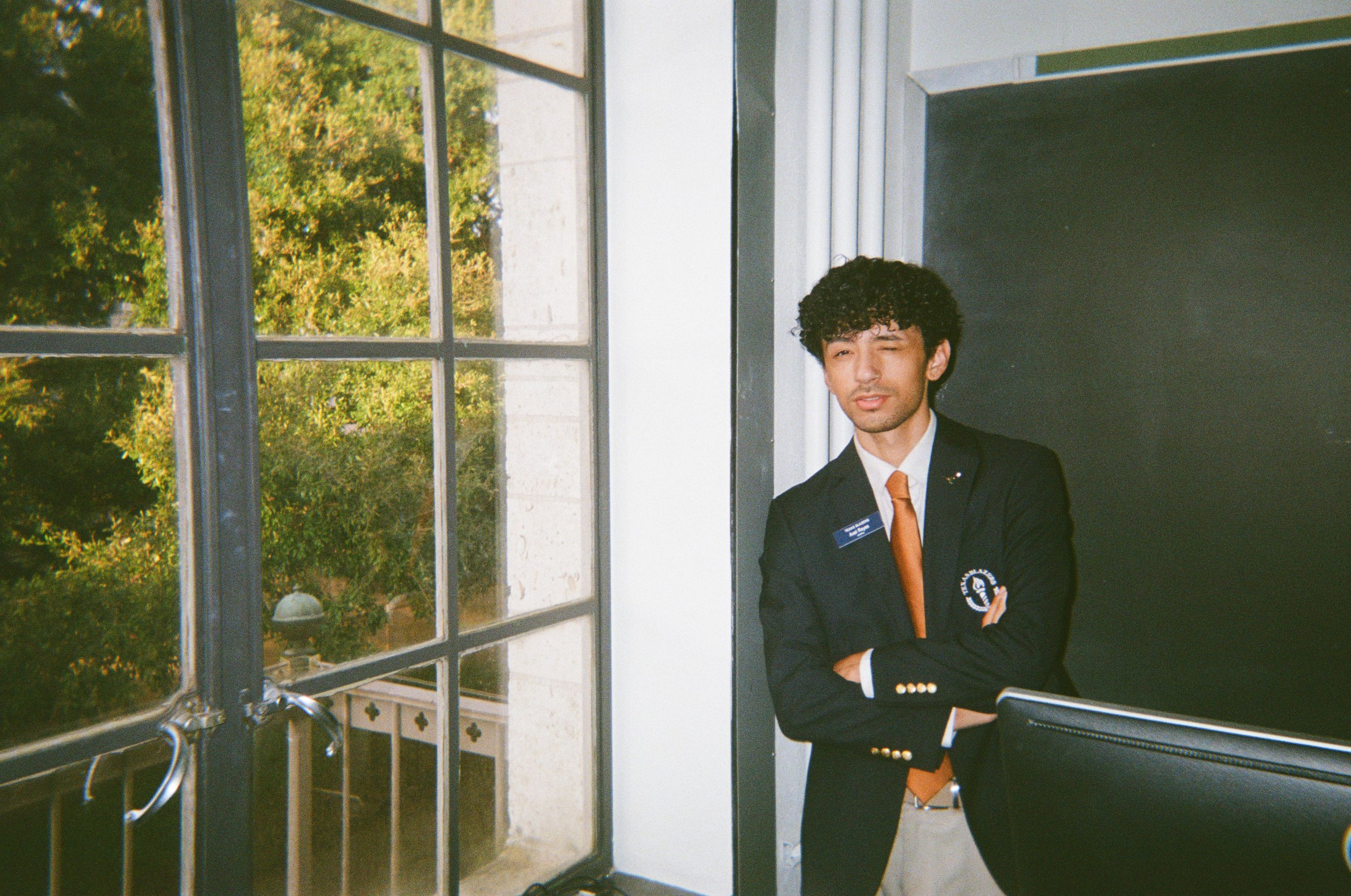 000079130028-min.jpg