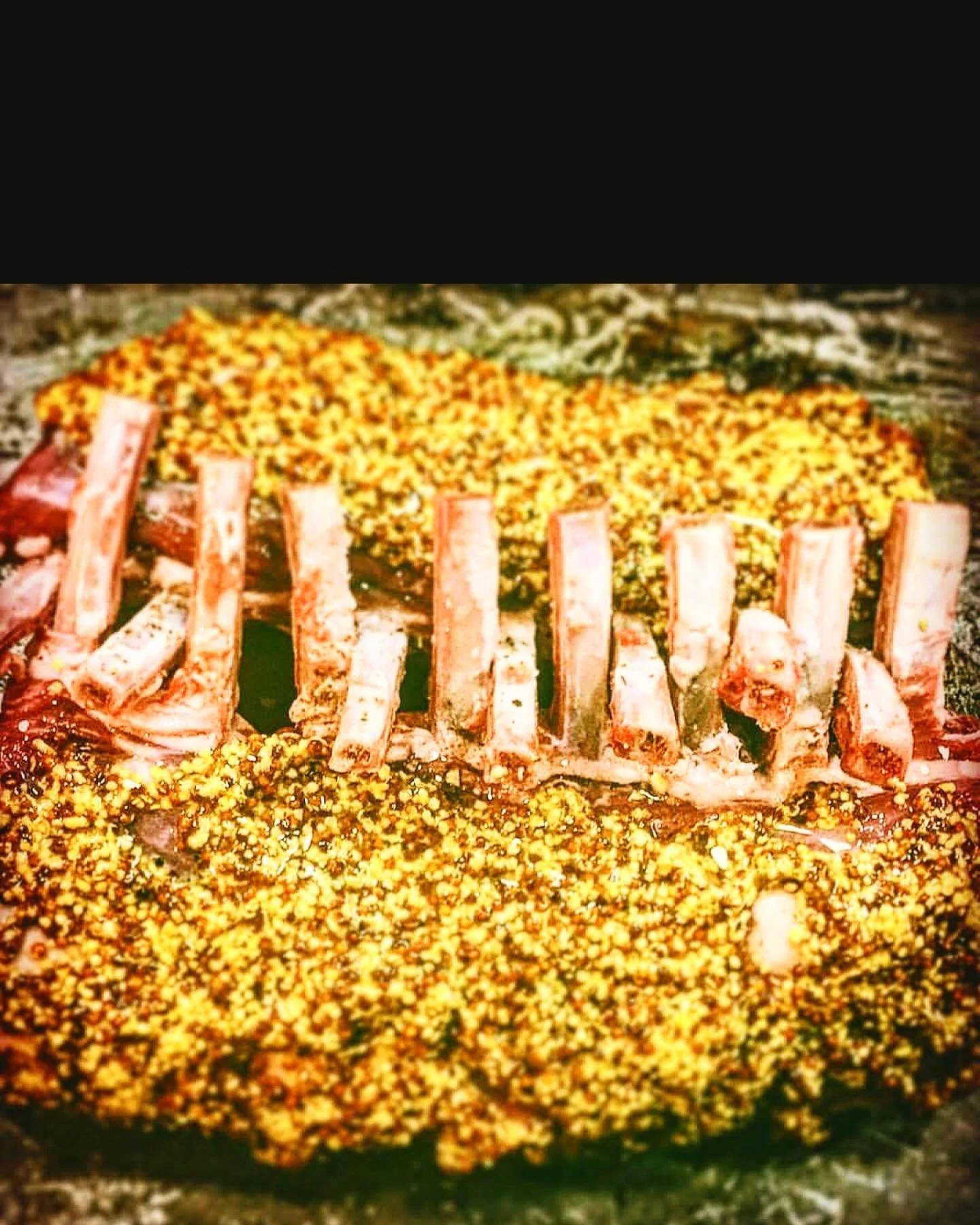 Tender. Juicy. Packed with flavour.

We&rsquo;ve taken Freerange lamb racks and given them a bold rub of cracked wholegrain mustard, herbs, and a hint of garlic &ndash; locking in rich, savoury goodness with every bite.

Perfect for your weekend roas