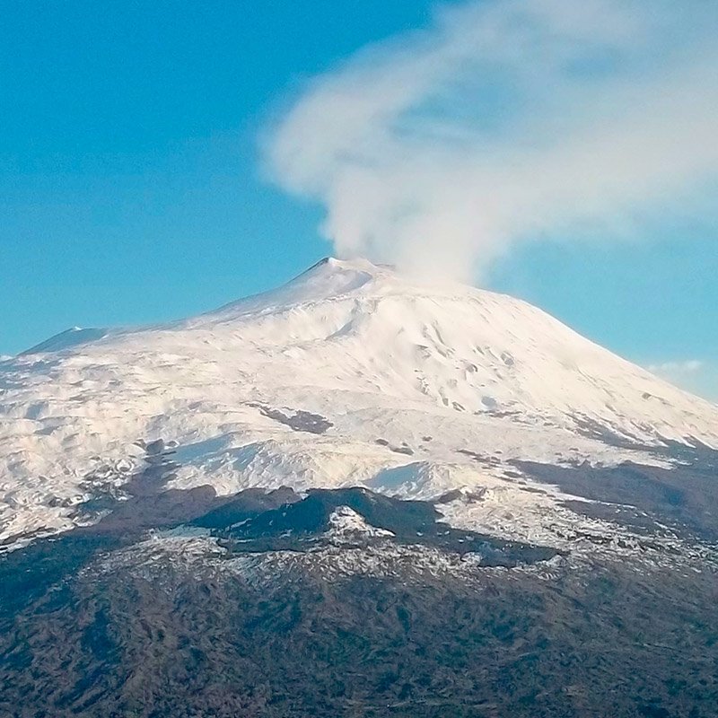 Mount Etna above the Passopisciaro vineyards