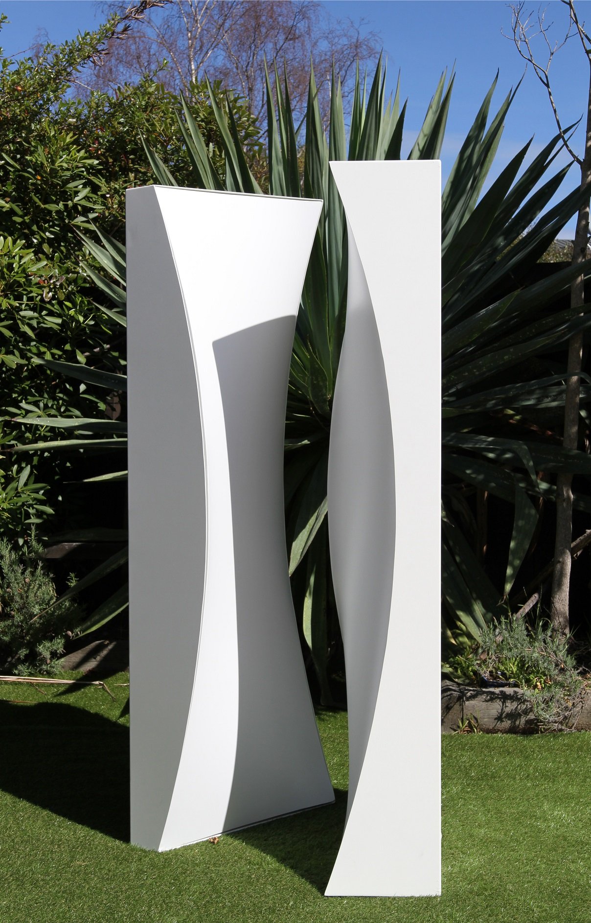 Larisse Hall Award Winning Light Artist and Art Classes New Zealand