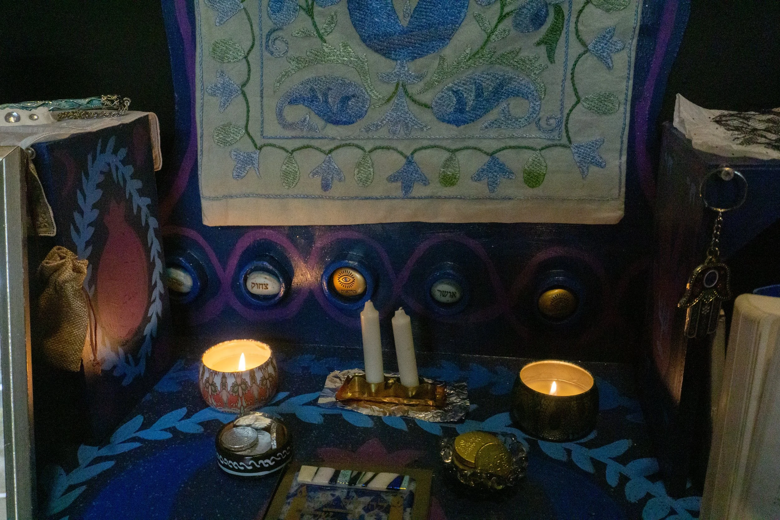 altar, found items, 2022