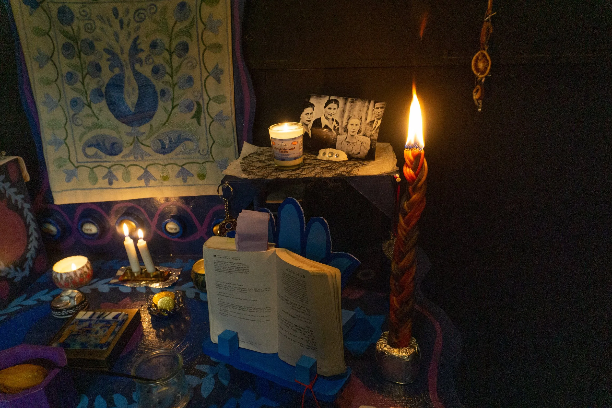 altar, found items, 2022
