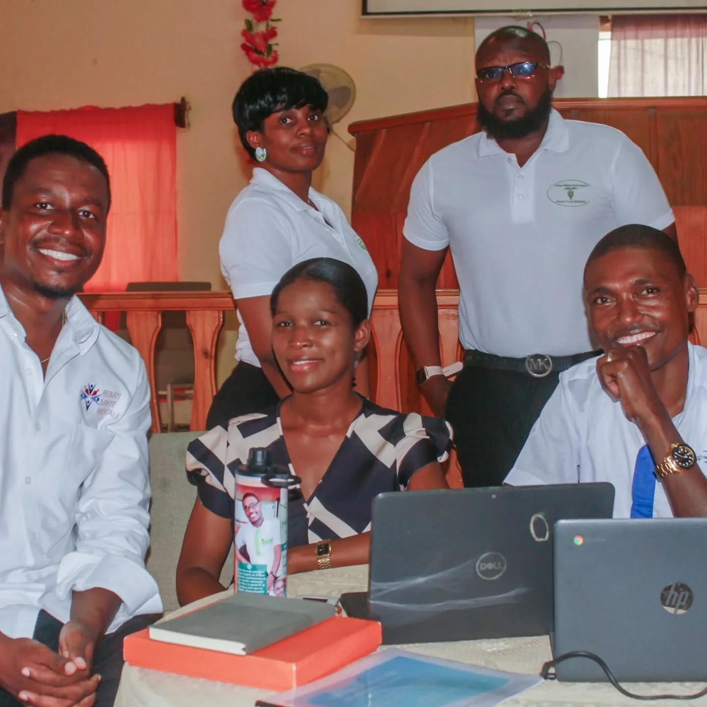 Apre sikl&ograve;n Melissa, rekiperasyon pa s&egrave;lman fizik&hellip; li sikolojik tou. 🧠💛

Nan komin Petit-Go&acirc;ve, Rebati Sante Mentale ansanm ak patn&egrave; li yo ap mete sou pye yon ent&egrave;vansyon sikososyal pou sip&ograve;te moun ki