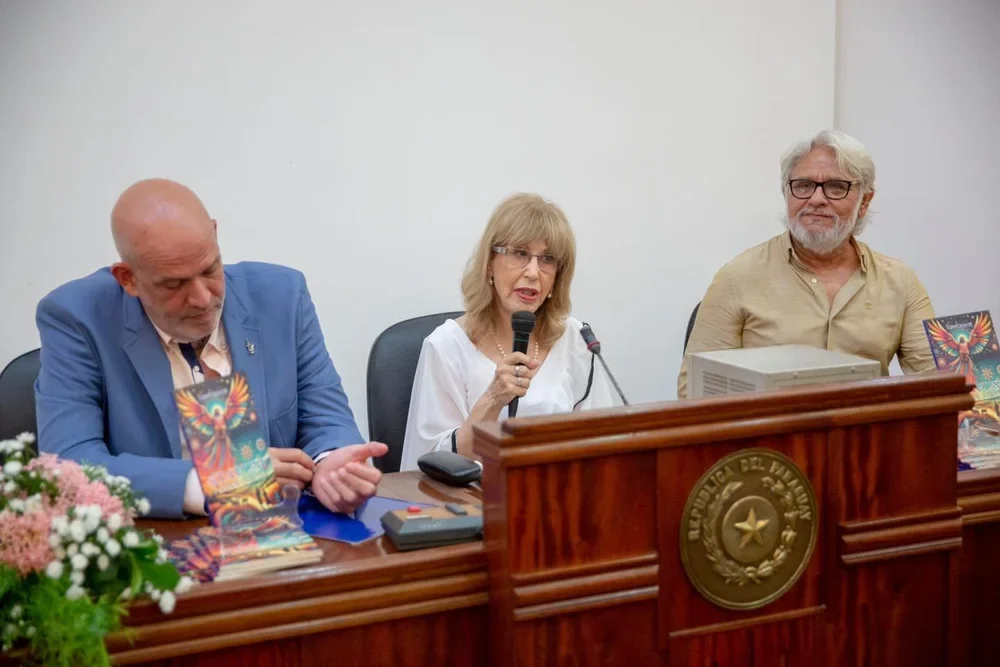 Presentaron libro “Stavum y otros cuentos”, de Leni Pane