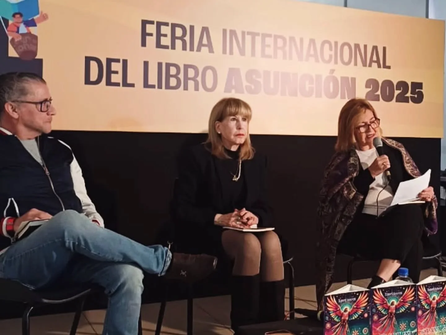 La escritora Leni Pane presentó su libro “Stavum”