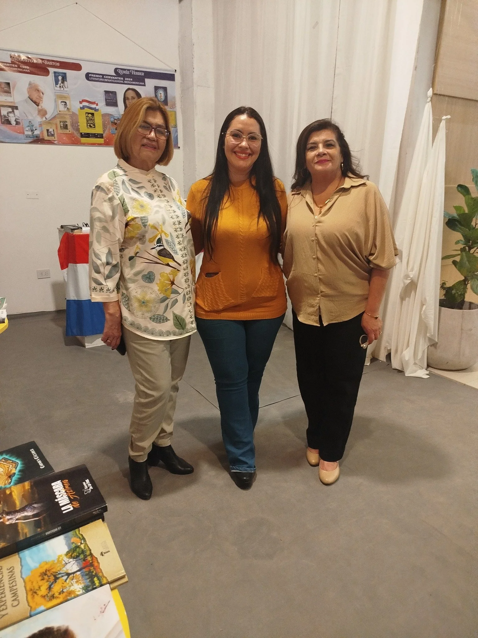 518312162_10228811282843245_6098986961435129198_n (1).jpg