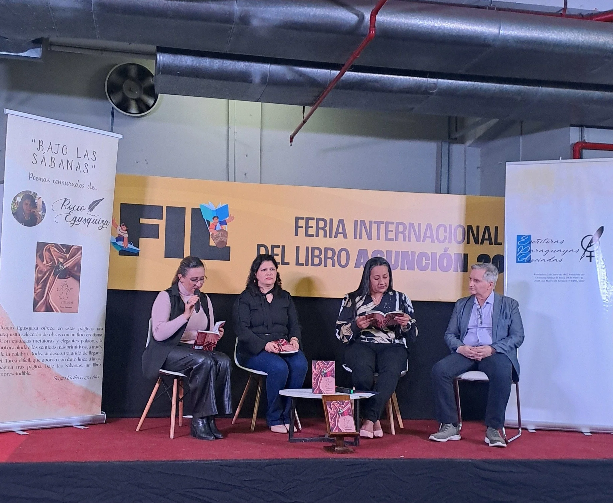 “Bajo las sábanas”, poemario de Rocío Egusquiza