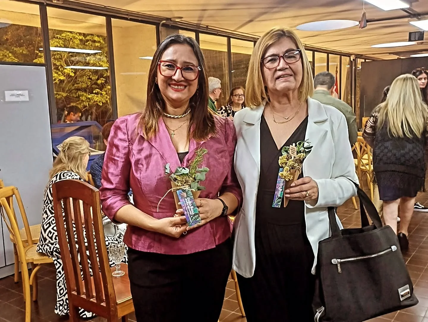 EPA acompañó la presentación de la reedición del libro "Pojhá Ñaná, plantas que curan"