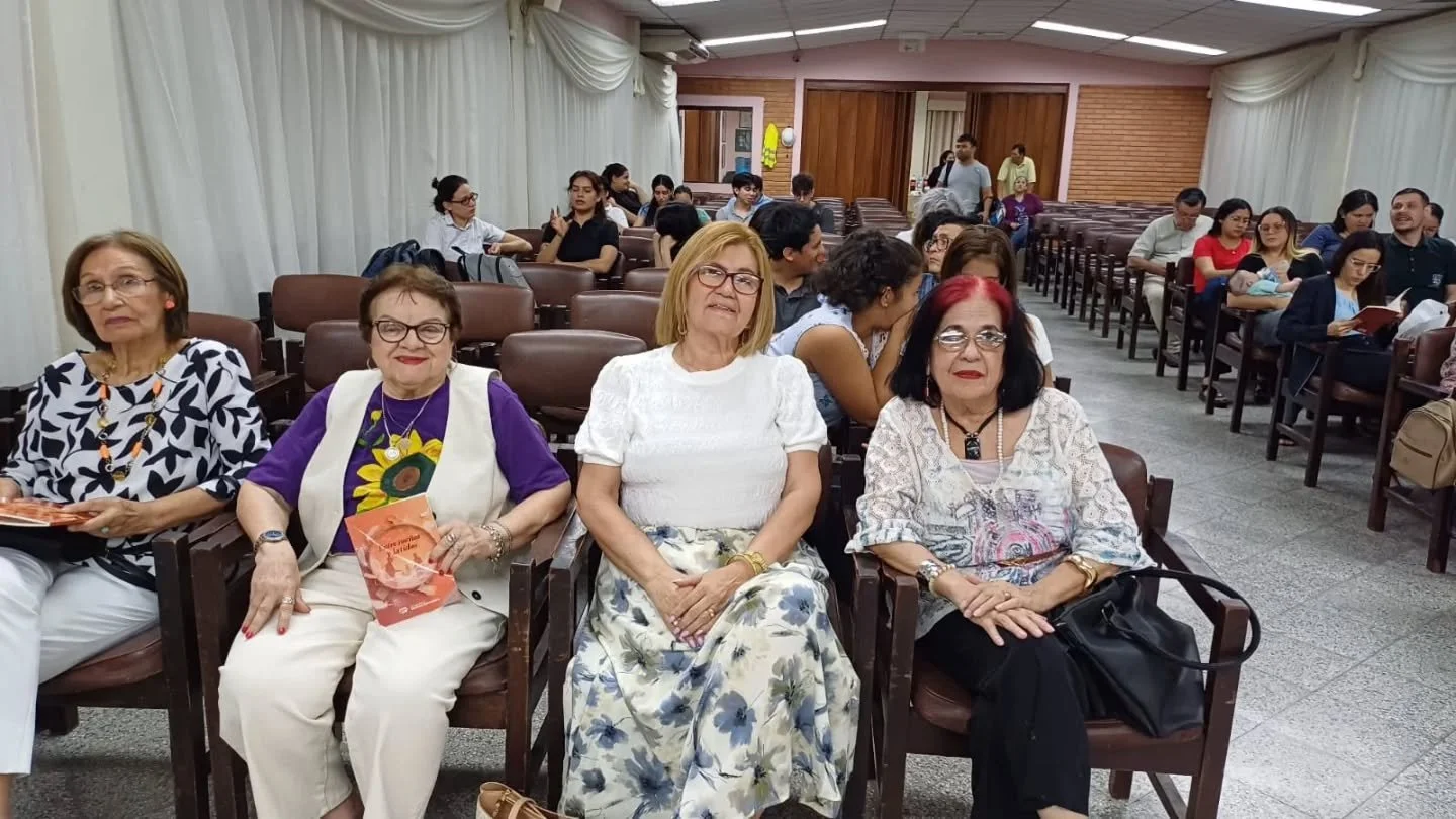 Lanzan libros, producto de talleres literarios