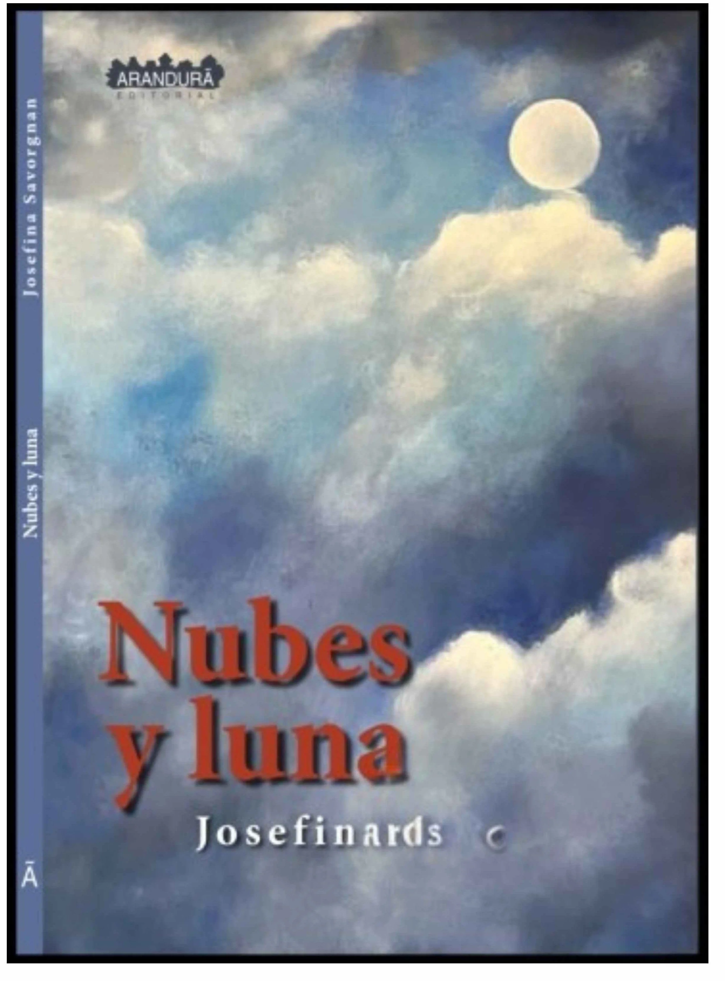 Nubes y Luna 