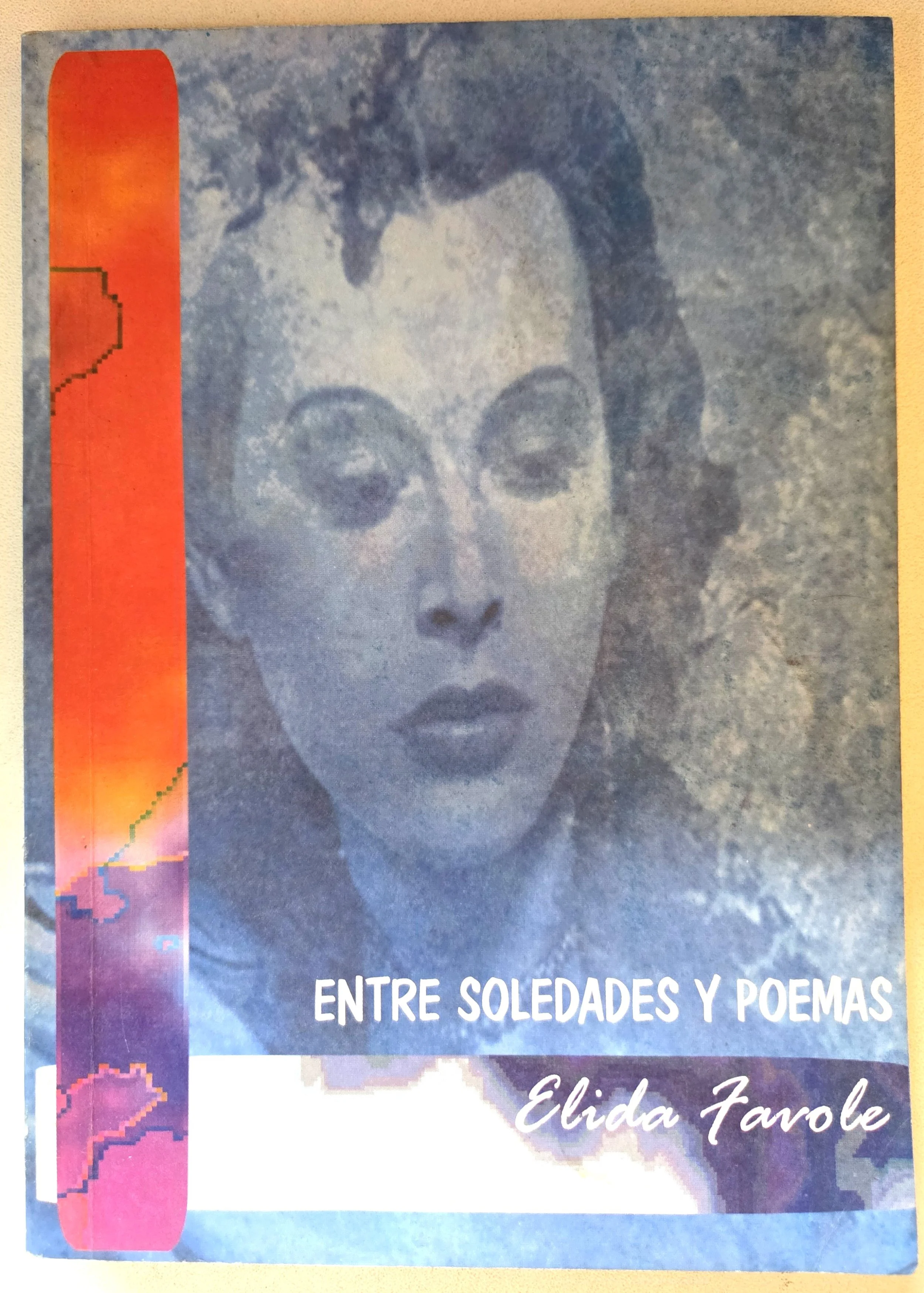 Entre soledades y poemas 