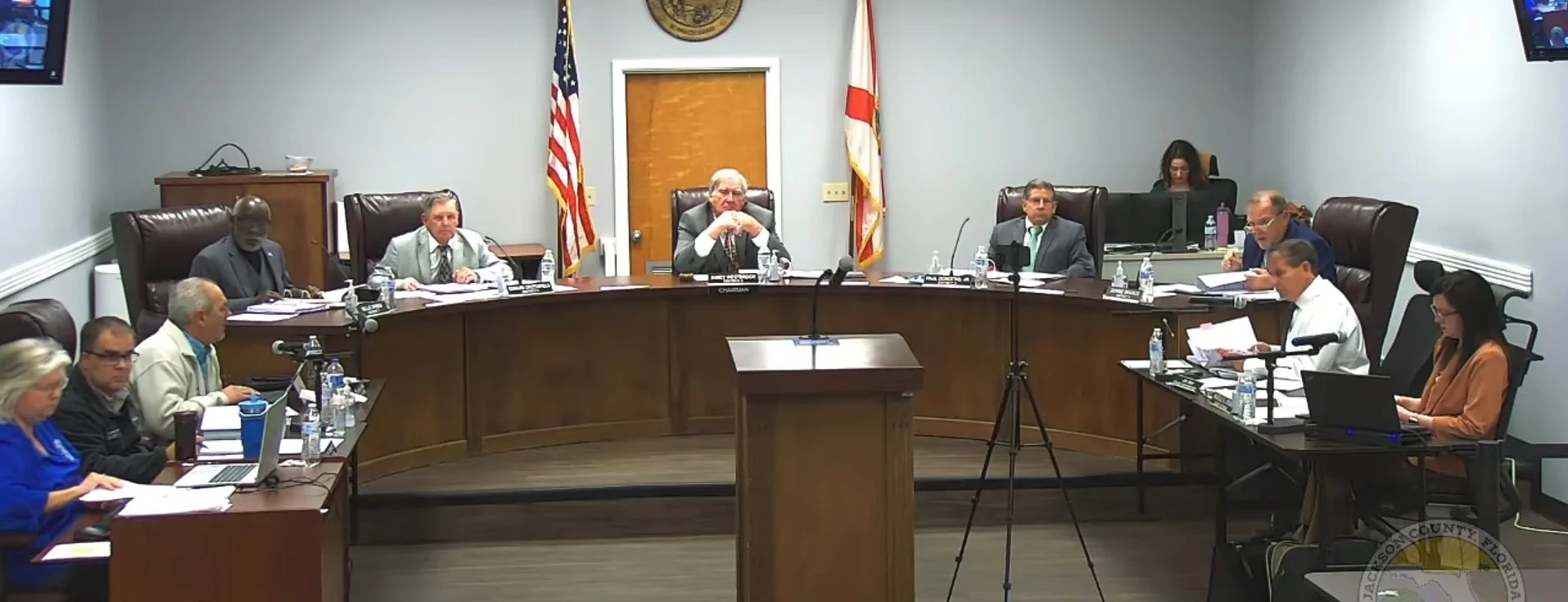 County Commission Moves Ahead With Legal Services Contract
