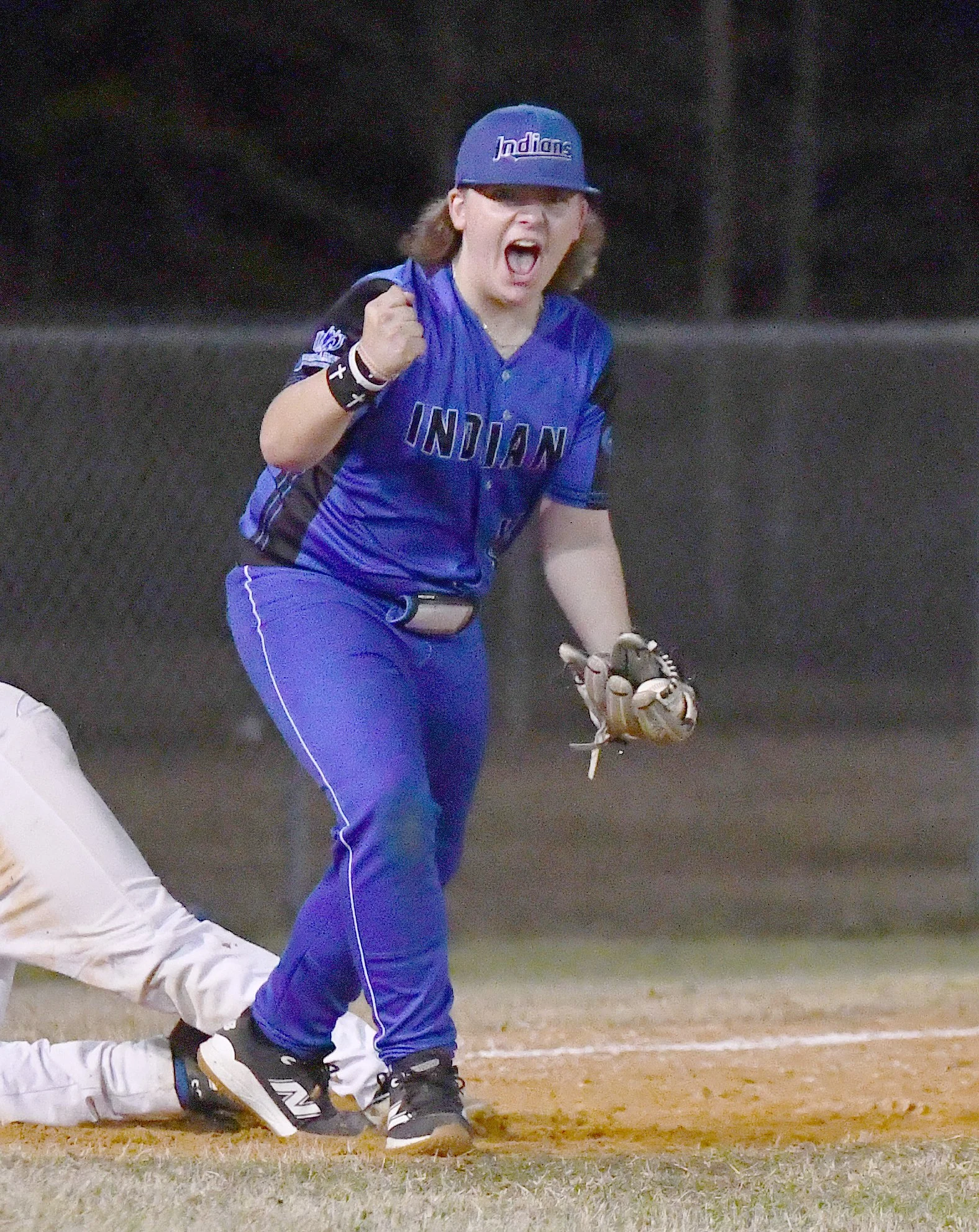 Indians Sweep Altha in Doubleheader Action