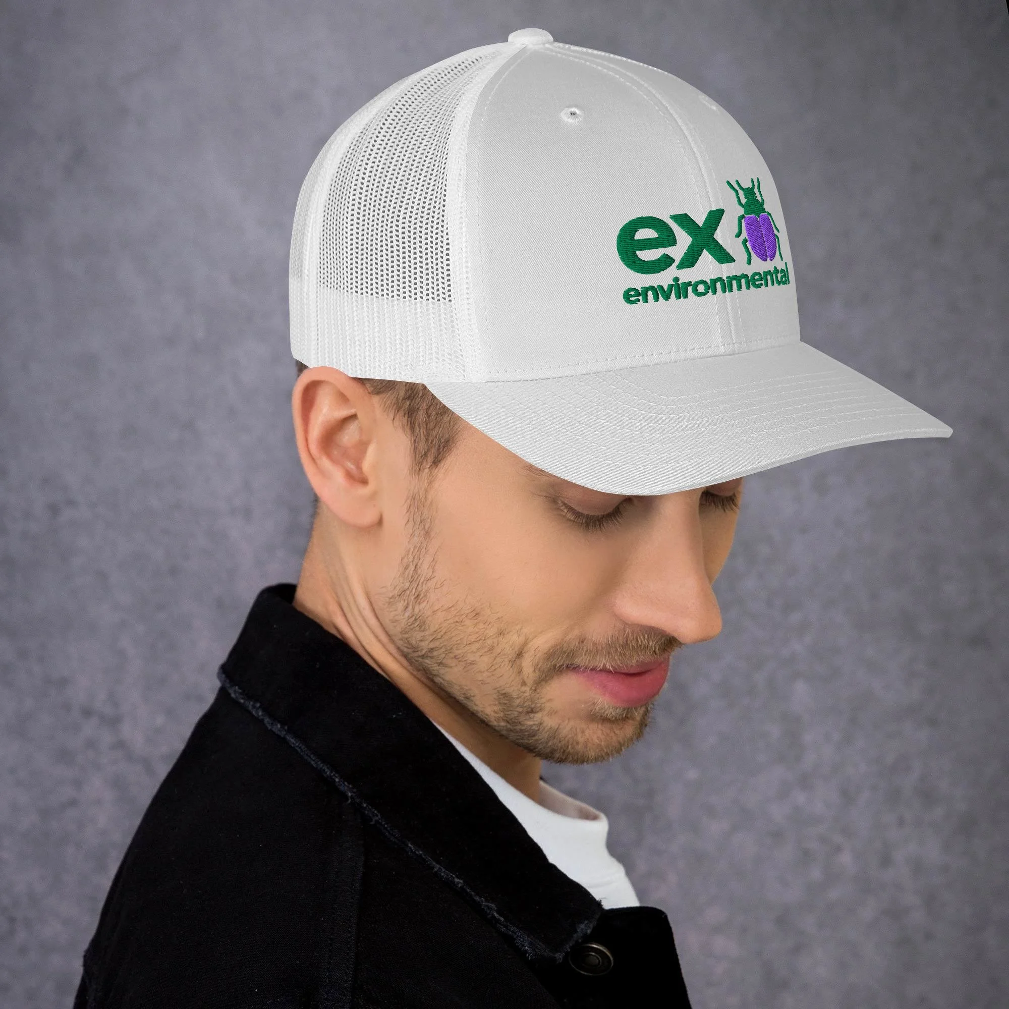 retro-trucker-hat-white-right-687cd4fd76cc0.jpg