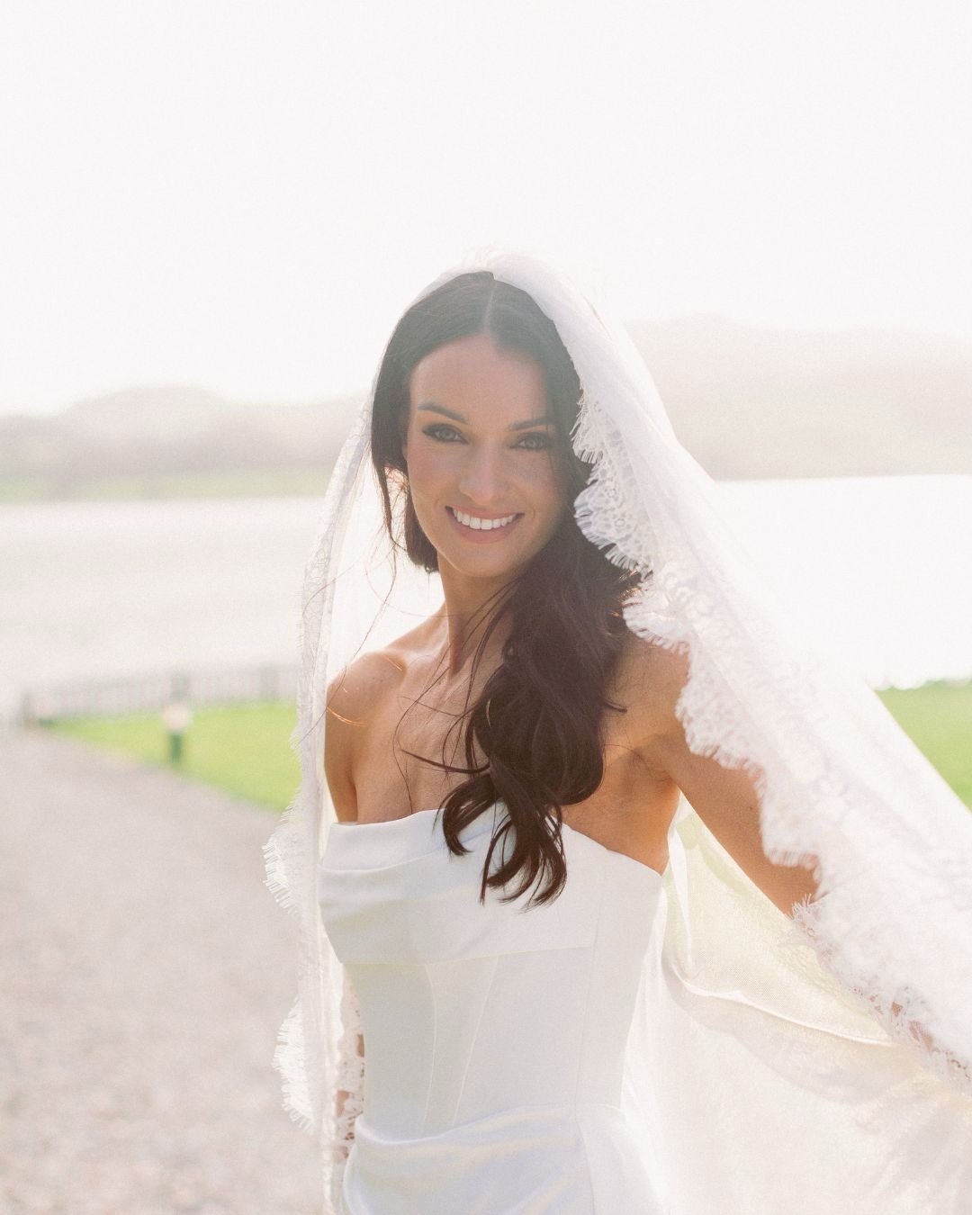 One week since Stephanie and Se&aacute;n&rsquo;s beautiful day in Donegal. Think we had all the seasons in one day! 🤍

Dress: @ivyandwhitebride @kyhabride 
Shoes: Jimmy Choo
Flowers: @johnpaulflorist 
Hair: @michaeldeeryhair 
Make Up: @laurencartonm
