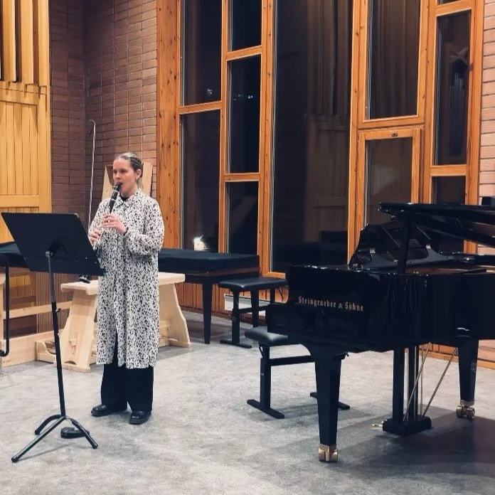 I never dare to share anything from my solo performances, in particular the live ones, but today I could make an exception. Here are fragments from Duft (2012) by Kaija Saariaho that I performed yesterday. This piece has become a symbol of rebirth an