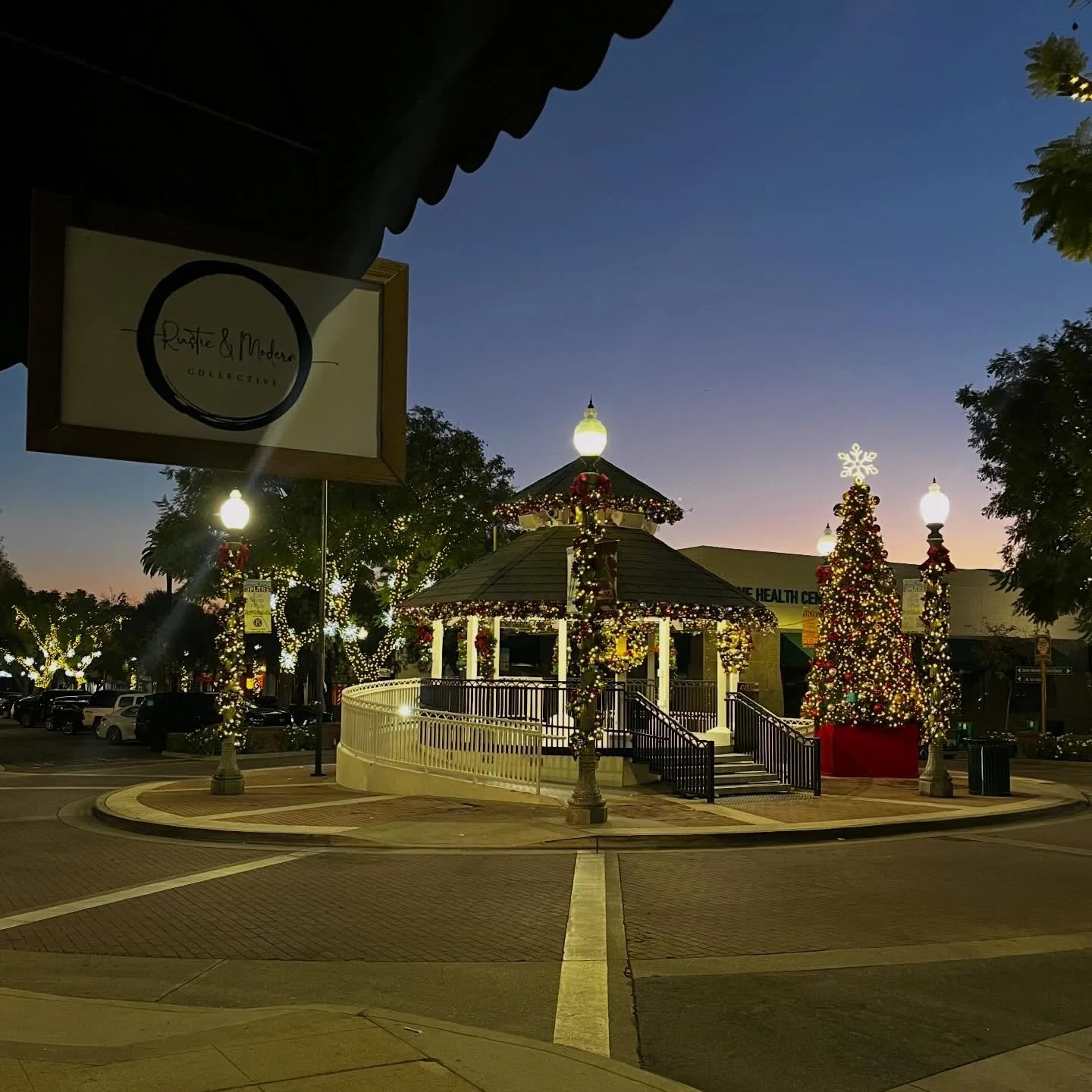 What a season! What a community! Thank you for shopping small, supporting local, and choosing our boutique again this holiday season. Your support of our local creatives right here in the collective means the world to us. We are so thankful for each 