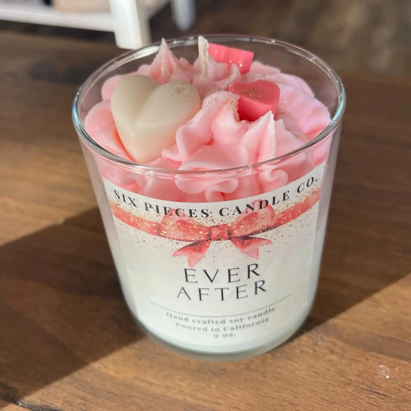 Love is in the details 💕Our Valentine-themed candles are locally made, beautifully crafted, and truly one of a kind. Perfect for gifting. Locally made by @sixpiecescandleco 💕#rusticandmoderncollective #valentinesday  #shopsmall #uniquefinds #upland