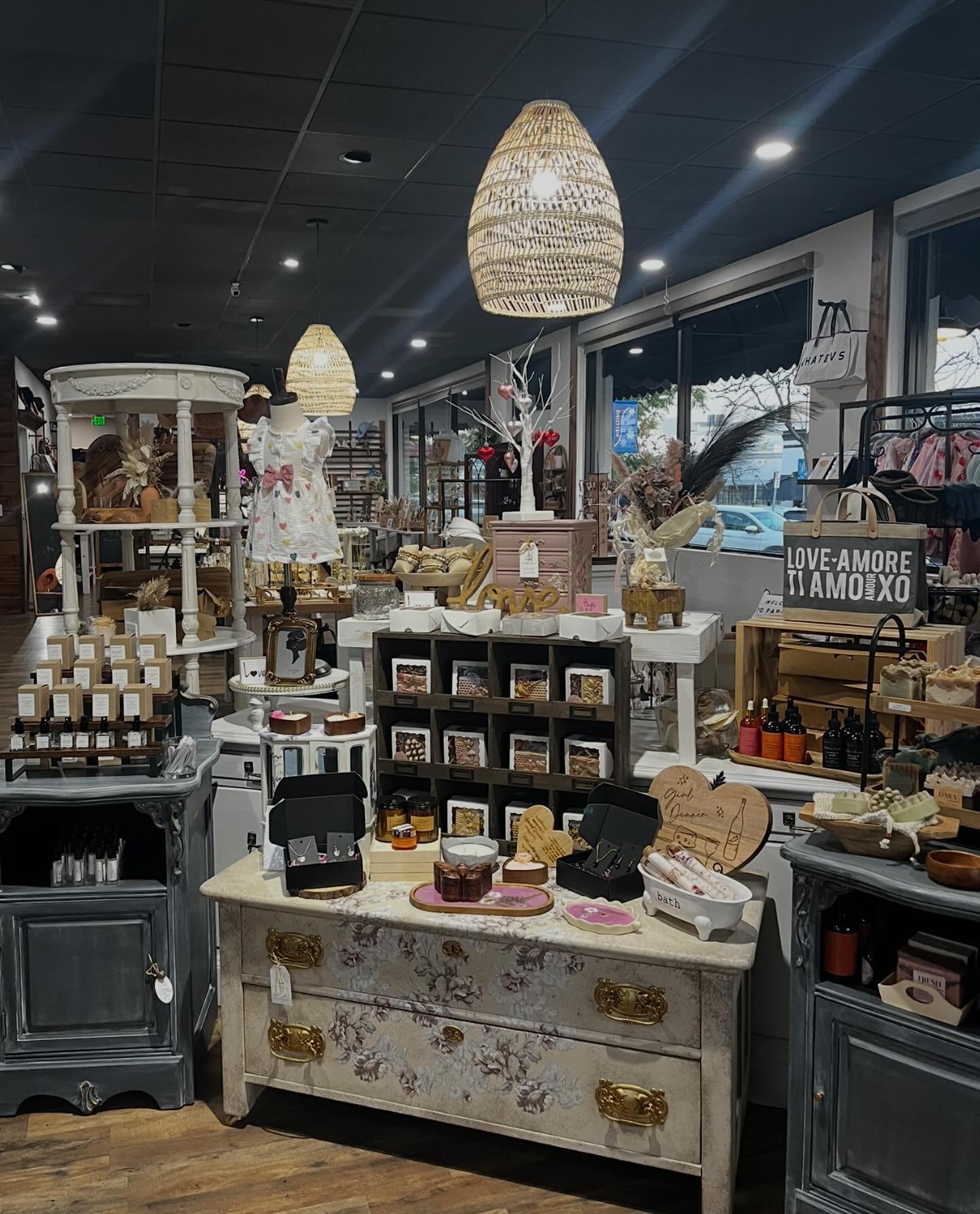 Taking a moment here to thank the incredible small businesses that make up our collective.  The creatives that make this happen! Find the unique, the locally made, the locally curated, right here in the heart of downtown Upland. Looking for something