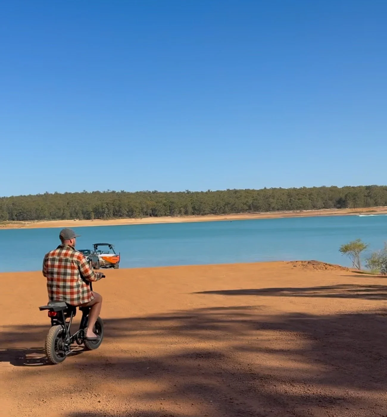 The ultimate camp bike - easy to throw in the car or caravan 
then rip around once you&rsquo;re there ⚡️