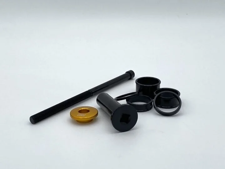 S-NFSTEERLOCK-9-gold.jpg