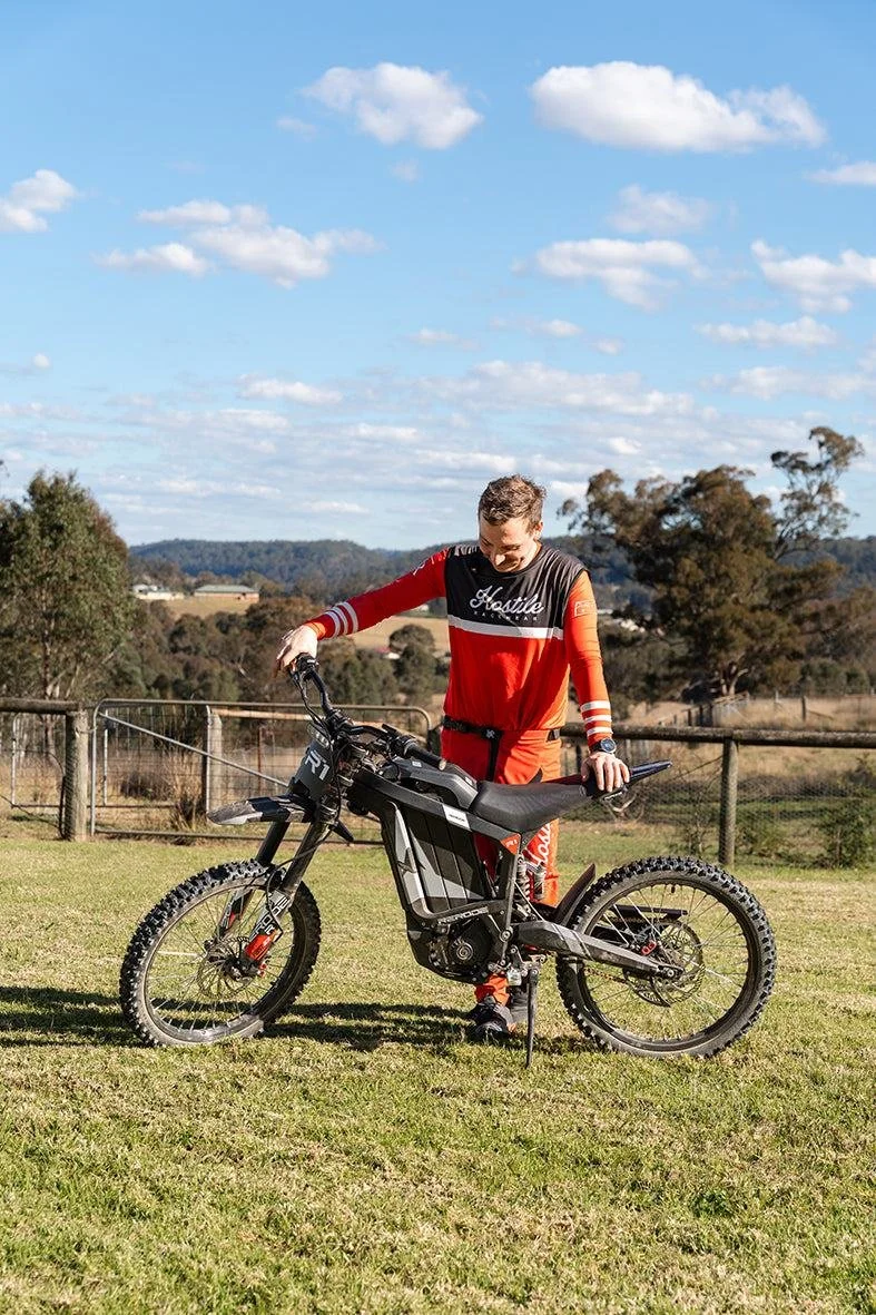 Rerode-R1-electric-dirt-bike-hostile.jpg