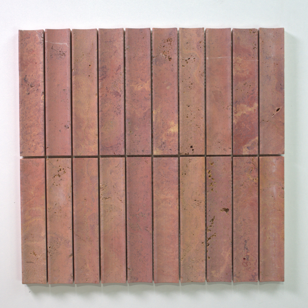 Concave KitKat Rosso.png