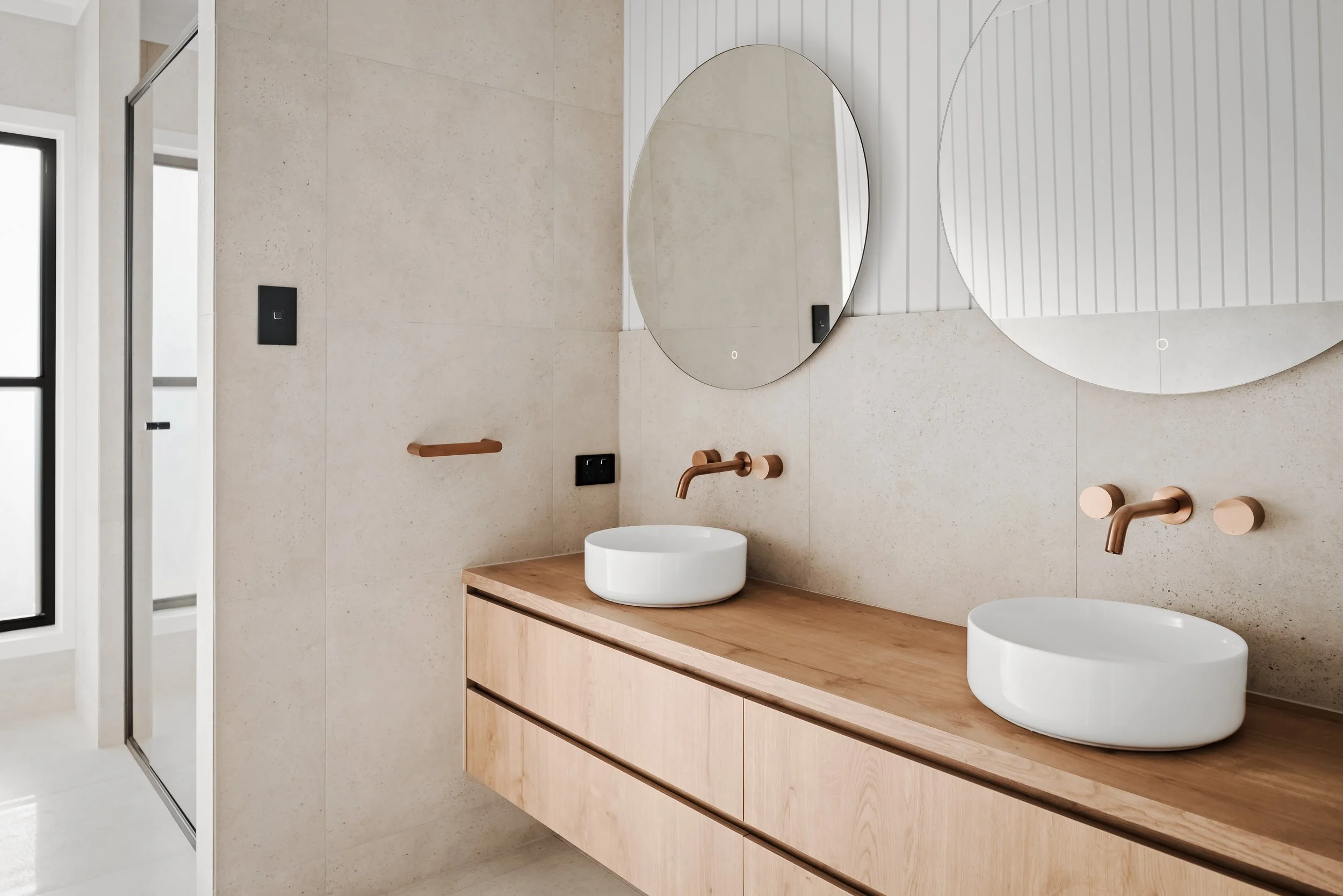 Geham House Ensuite.jpg