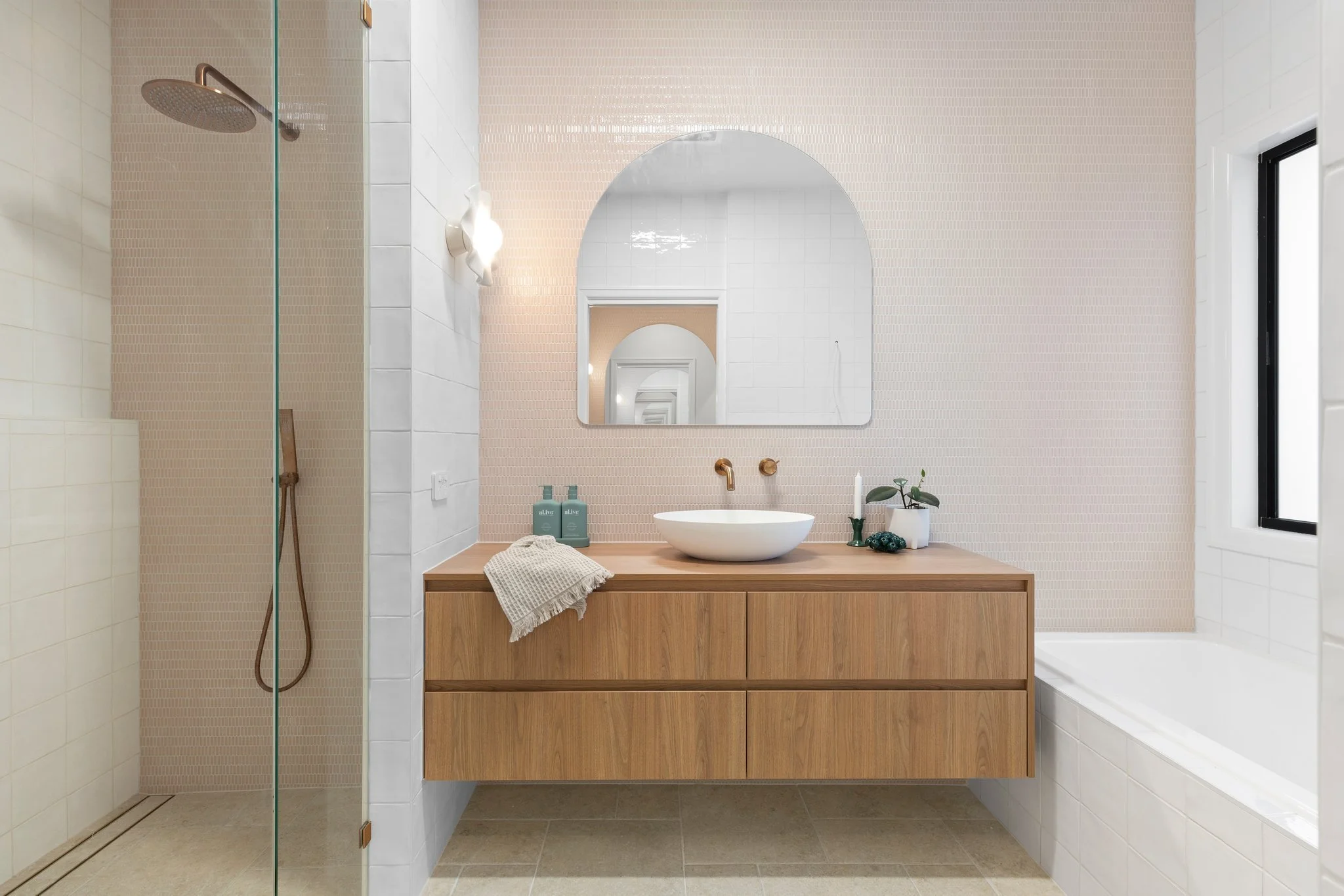 12-web-or-mls-5-beatty-st.jpg