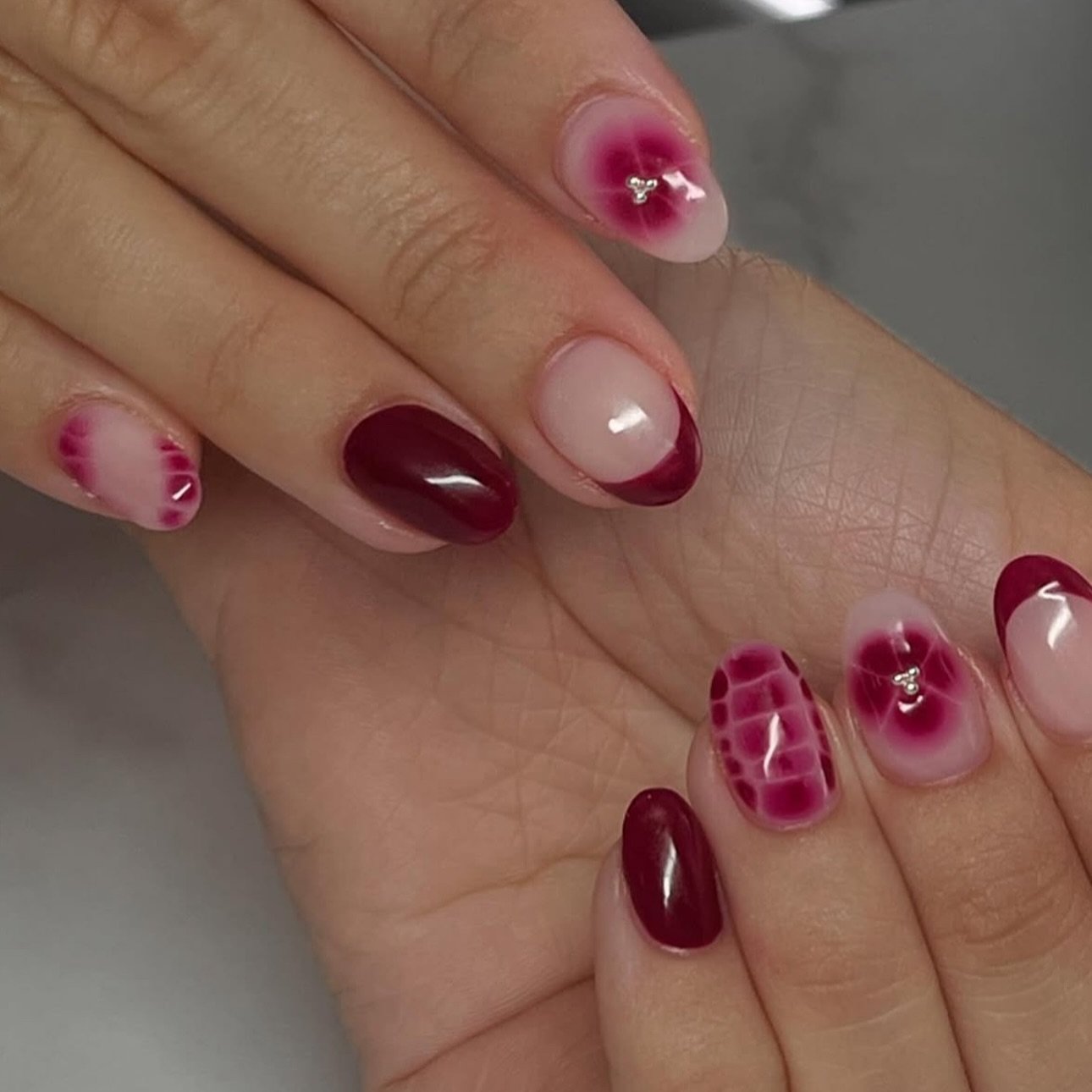 Artist: @setsbyerika | book online with the link in our bio | #ormondbeach #ormondbeachnails #ormondbythesea #volusiacounty #volusianails #ormondnails
