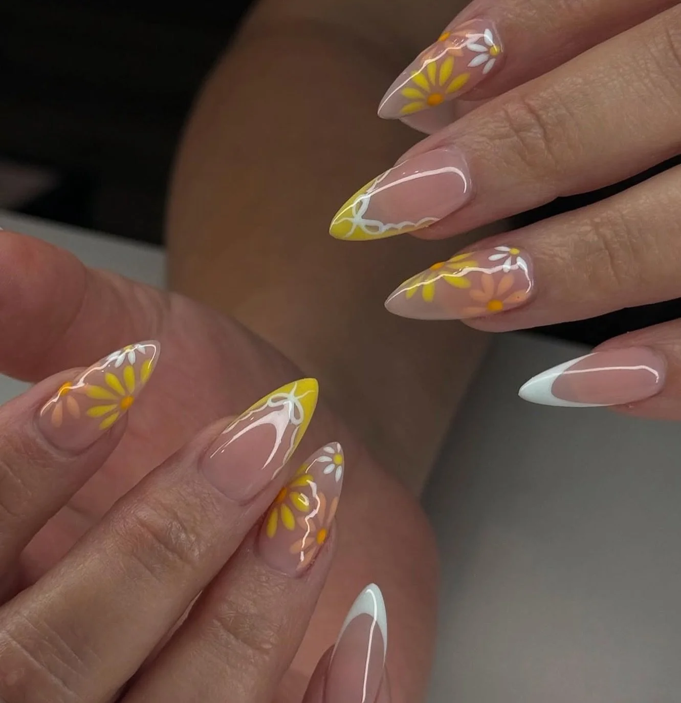 Artist: @setsbyerika | book online with the link in our bio | #ormondbeach #ormondbeachnails #ormondbythesea #volusiacounty #volusianails #ormondnails
