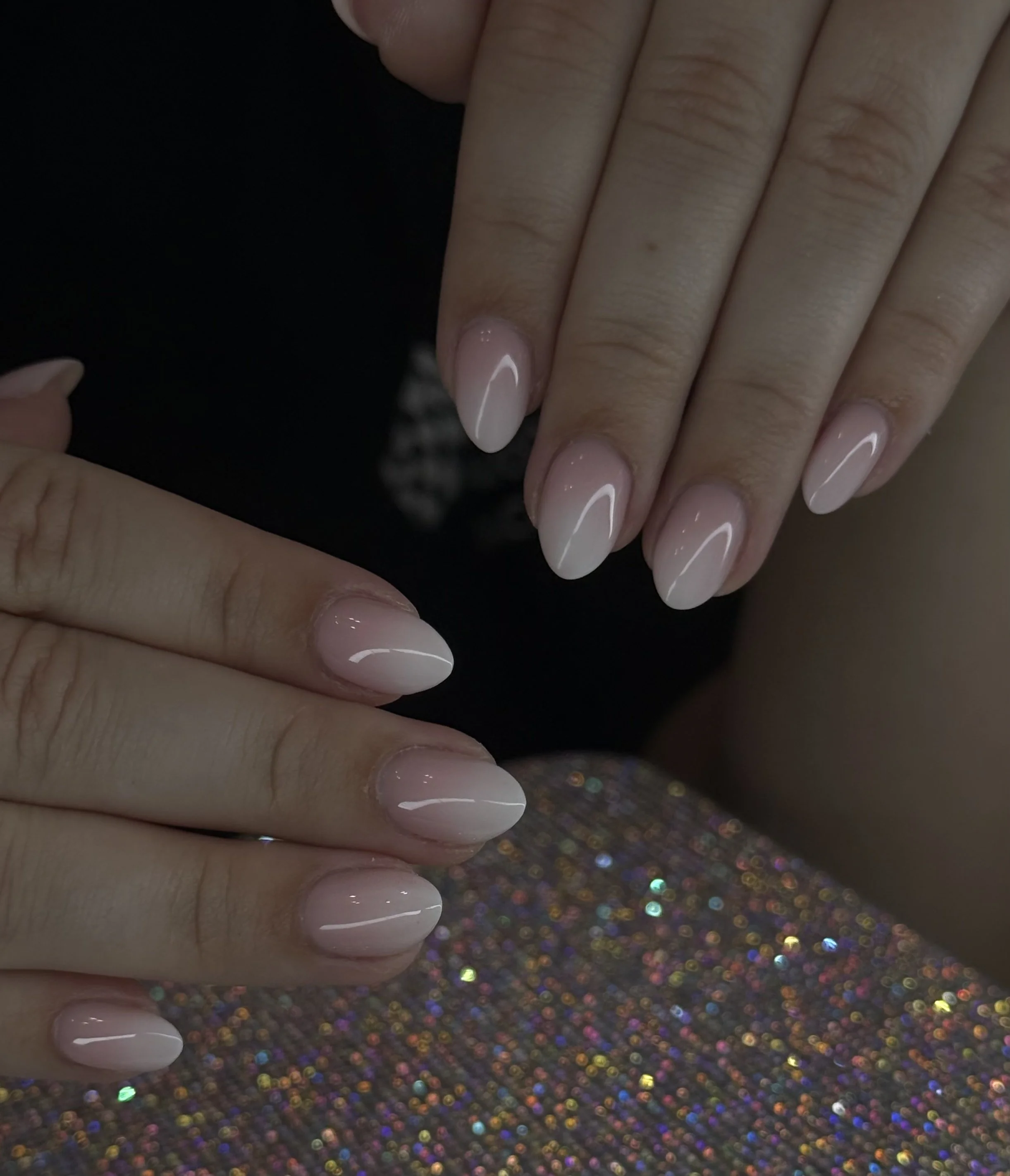 ERIKA - CANVAS BEAUTY BAR