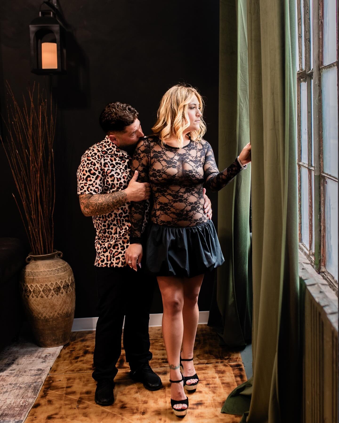 When love looks this good&hellip;
This couples glamour session was pure fire.
Sultry glances. Soft touches. Bold energy.

Because intimacy isn&rsquo;t just about romance&mdash;it&rsquo;s about confidence, connection, and showing up unapologetically t