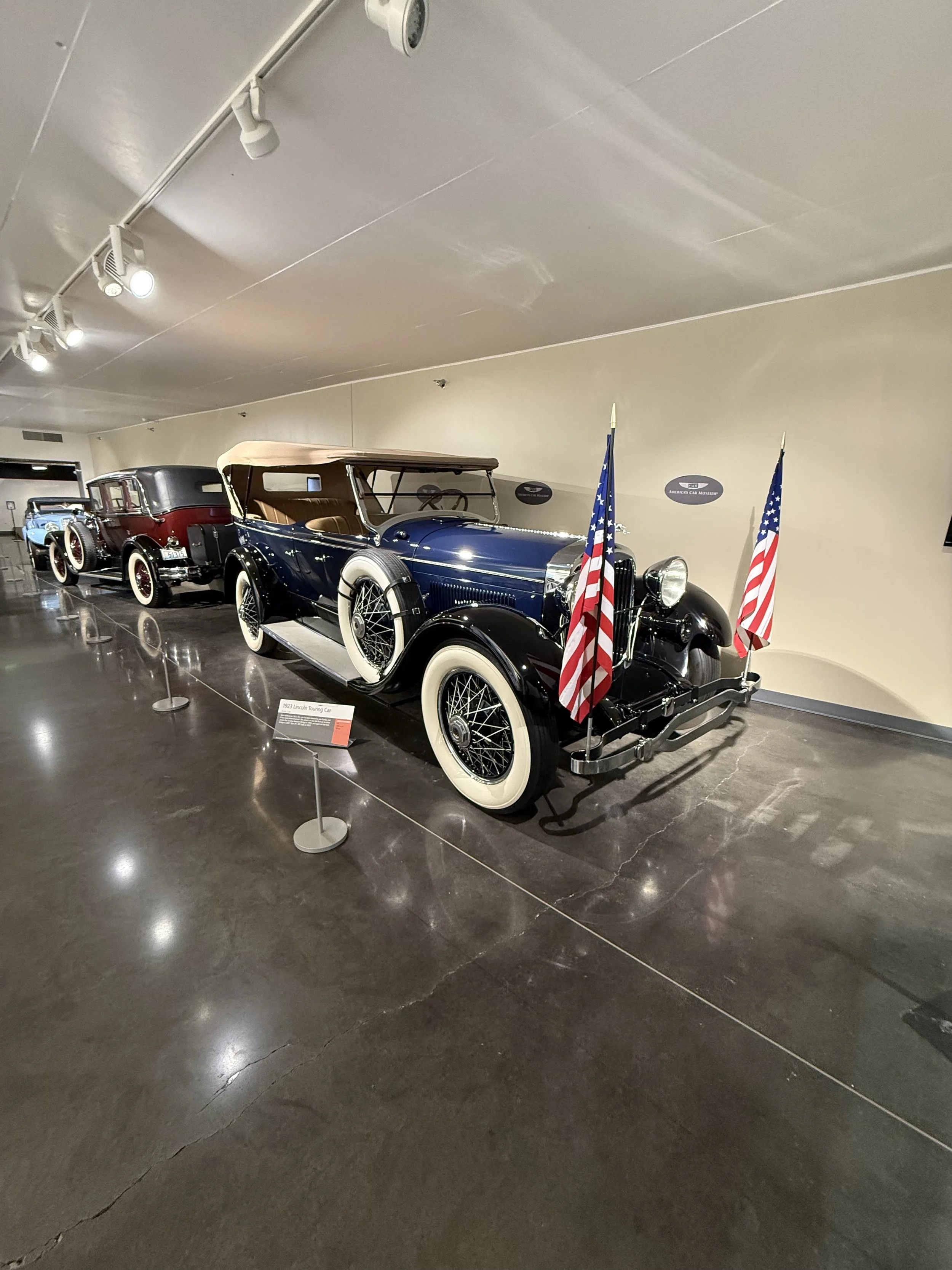 1923 Lincoln Touring Car