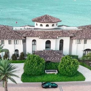 North South Prestige Real Estate Sovereign Islands