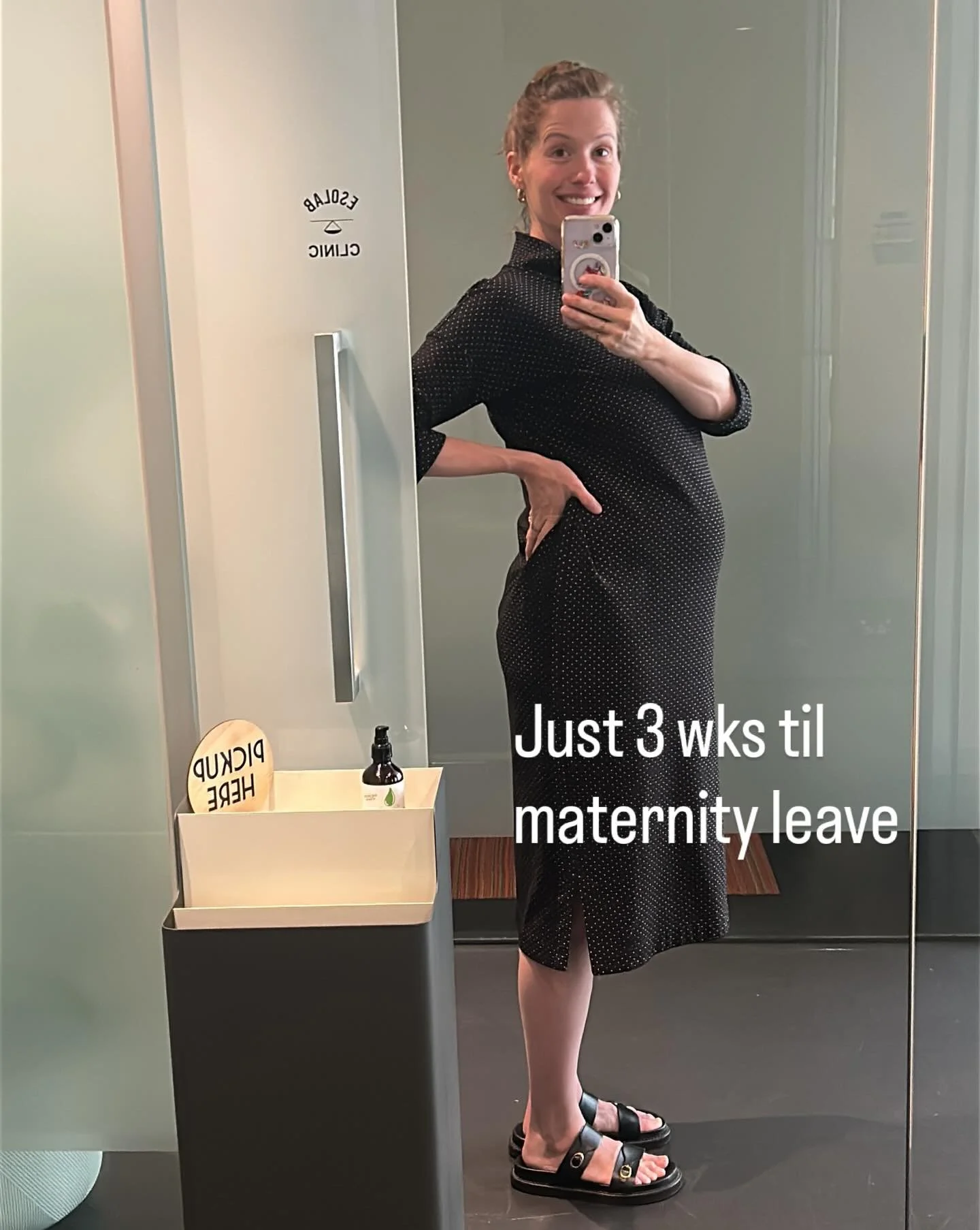 Still time (just) for some healing magic, including cosmetic acupuncture &amp; gua sha treatments, before I finish up to nest &amp; meet this baby. Last day December 13. Book @esolabsouthmelbourne via link in my bio or www.esolab.com.au 💚💚💚 #acupu