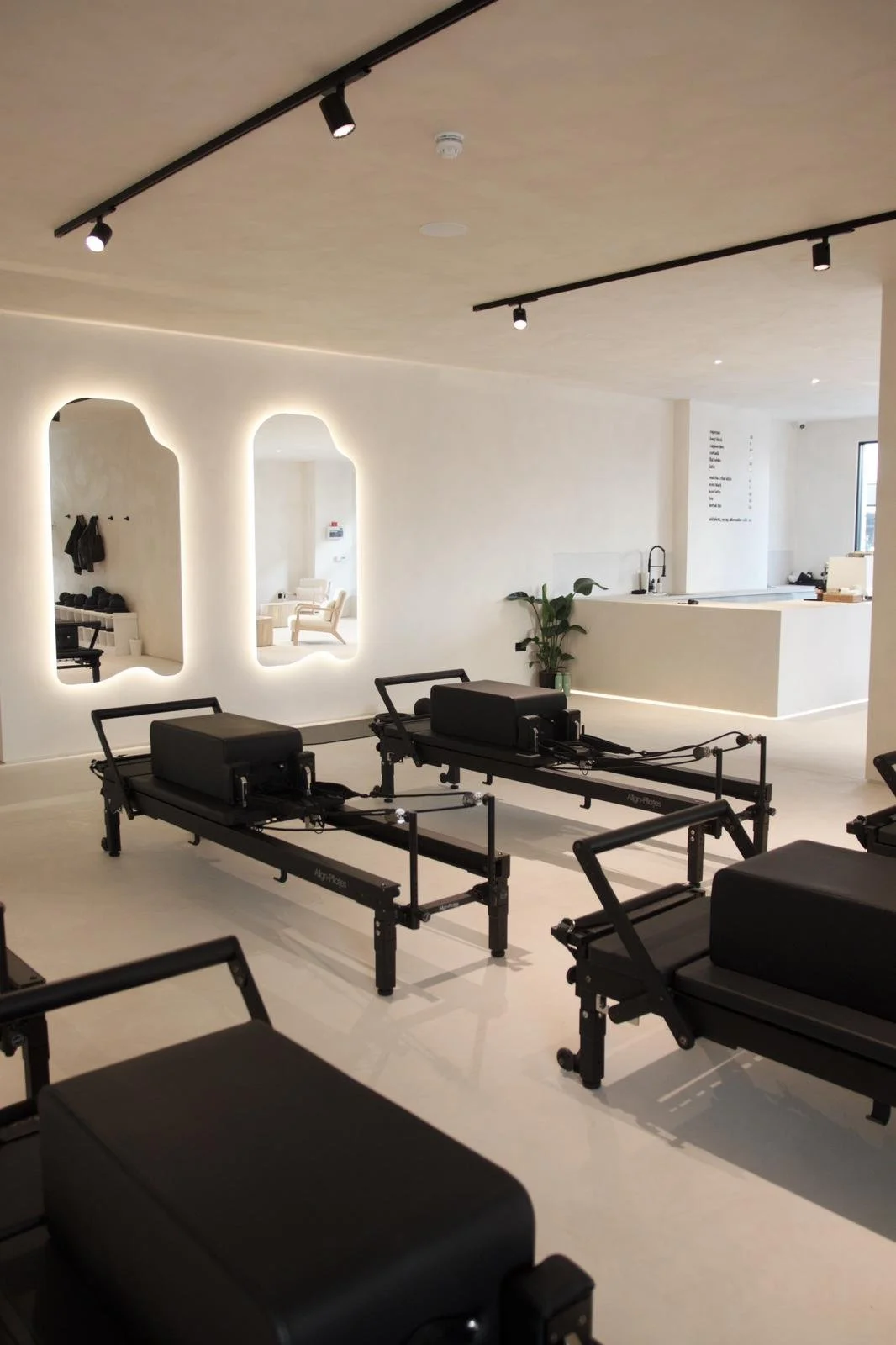 WhatsApp Image 2025-09-30 at 13.55.11.jpeg