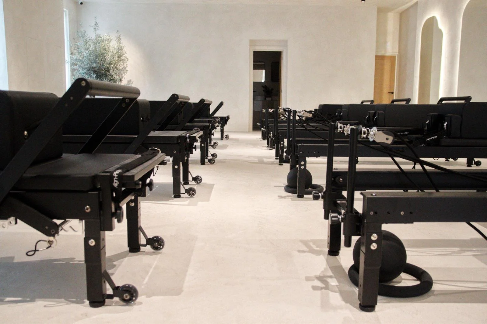 WhatsApp Image 2025-10-20 at 19.02.05-2.jpeg