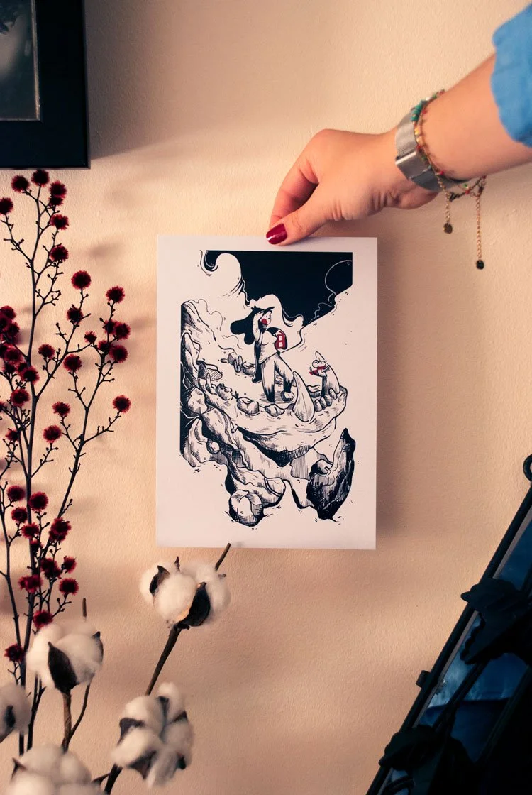 Teeth. Traditional art, scanned and printed.

A5 size