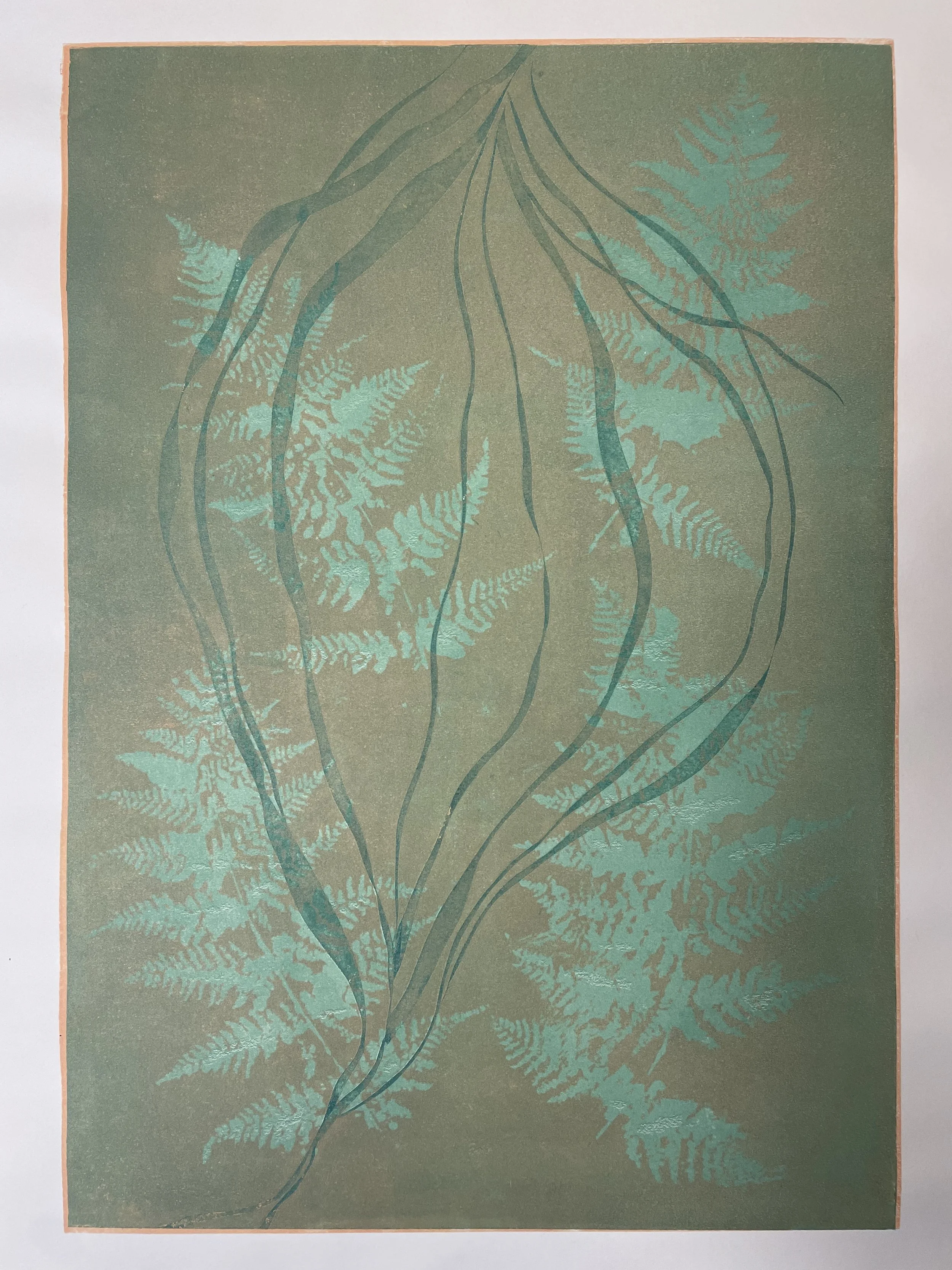 Bregner m stiliseret blad. Teknik: Linoleumstryk og collografi. Mål 70x50 i ramme. Pris i ramme: 2.900 kr.