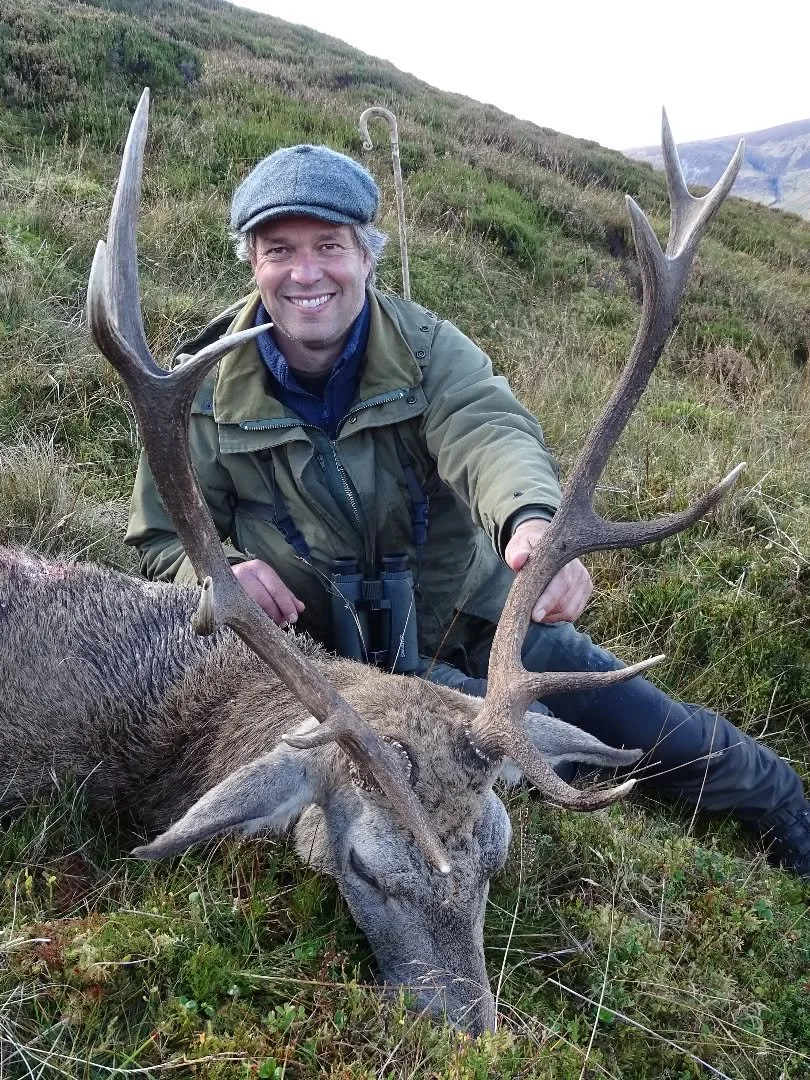 A great day on the hill with Christian 🇳🇱 🌿🍻📯.
#reddeer #stag #fieldsportsinscotland #hillstalking #deerstalking #fieldtofork #venison #fairchase #happyhunters #deermanagement #walkandstalk #jldsporting #rut #scotland