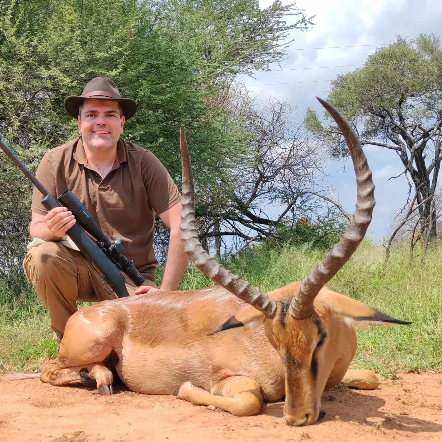 A beautiful Impala ram, congratulations Daniel a true gentleman from Hungary 🇭🇺 🌿📯🍻.
#walkandstalk #fieldtofork #plainsgame #huntinglimpopo #Impala @jldsporting