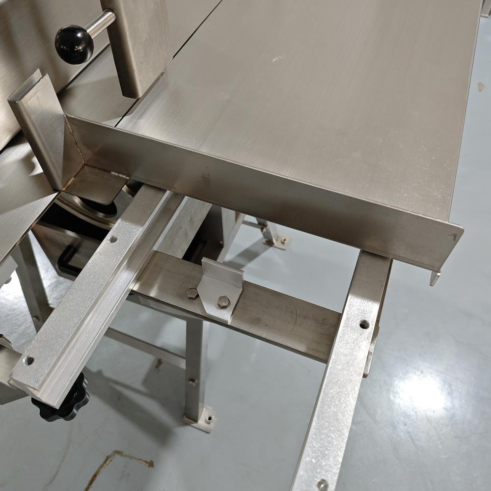 Bone Saw Machine BB-350 details (1).jpg