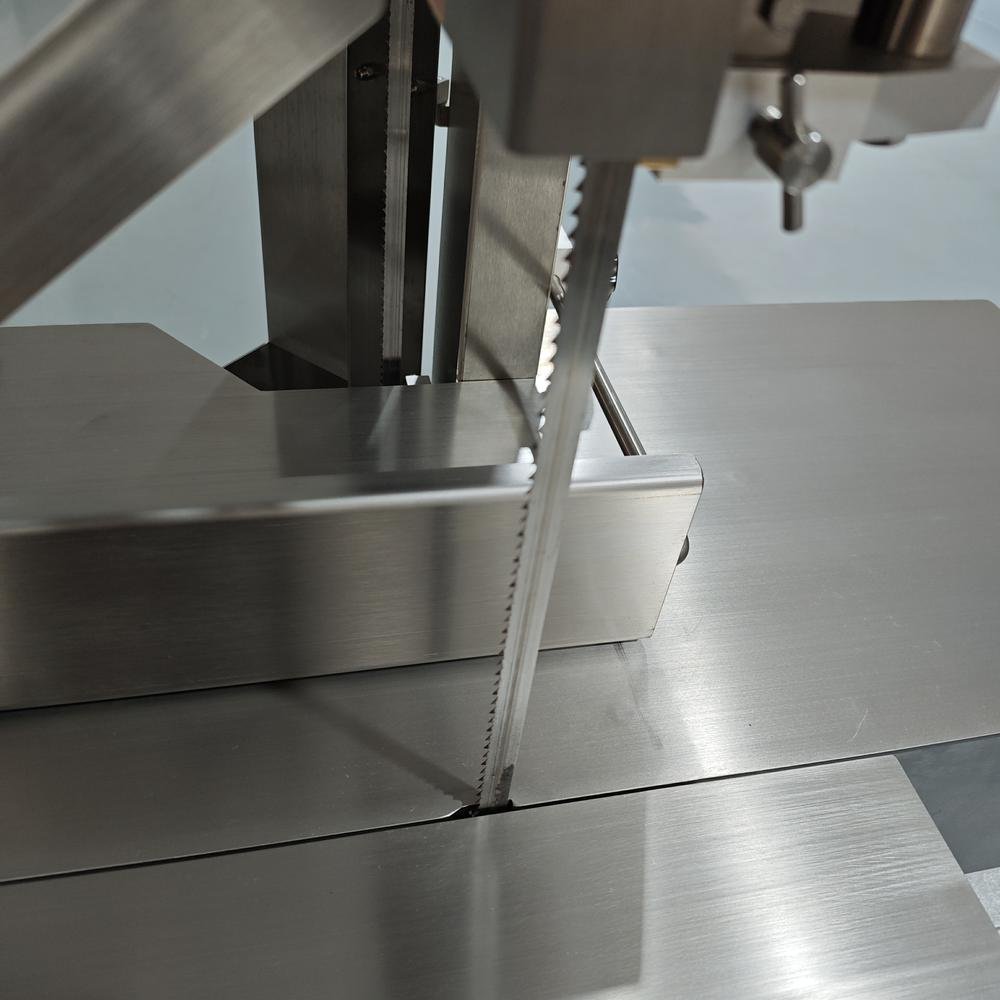 Bone Saw Machine BB-350 details (8).jpg